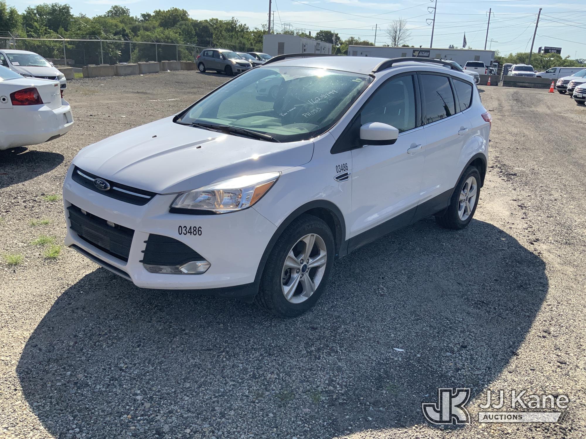 2016 Ford Escape 4x4 SE 4-Door Sport Utility Vehicle