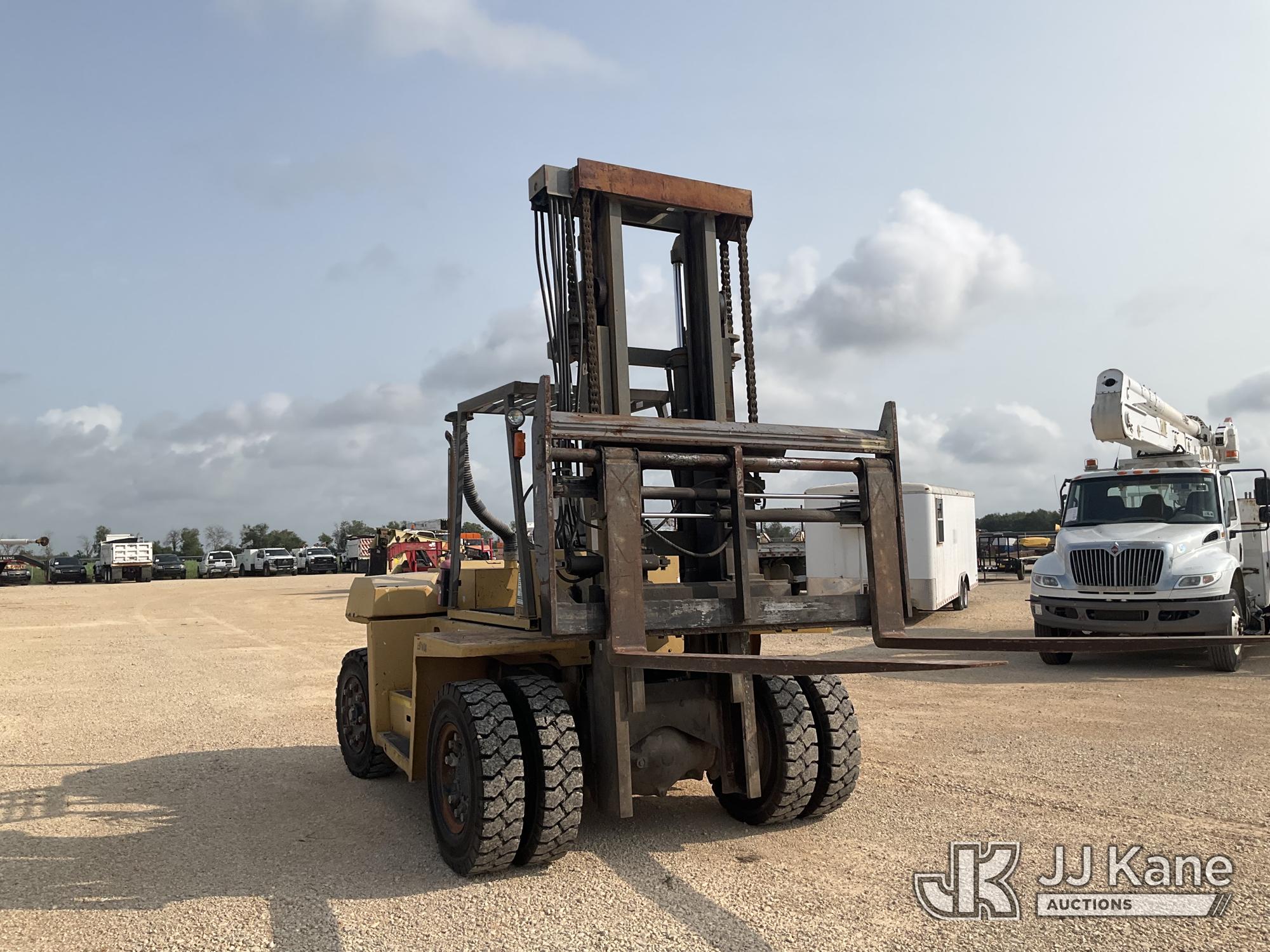 1997 Caterpillar DP100