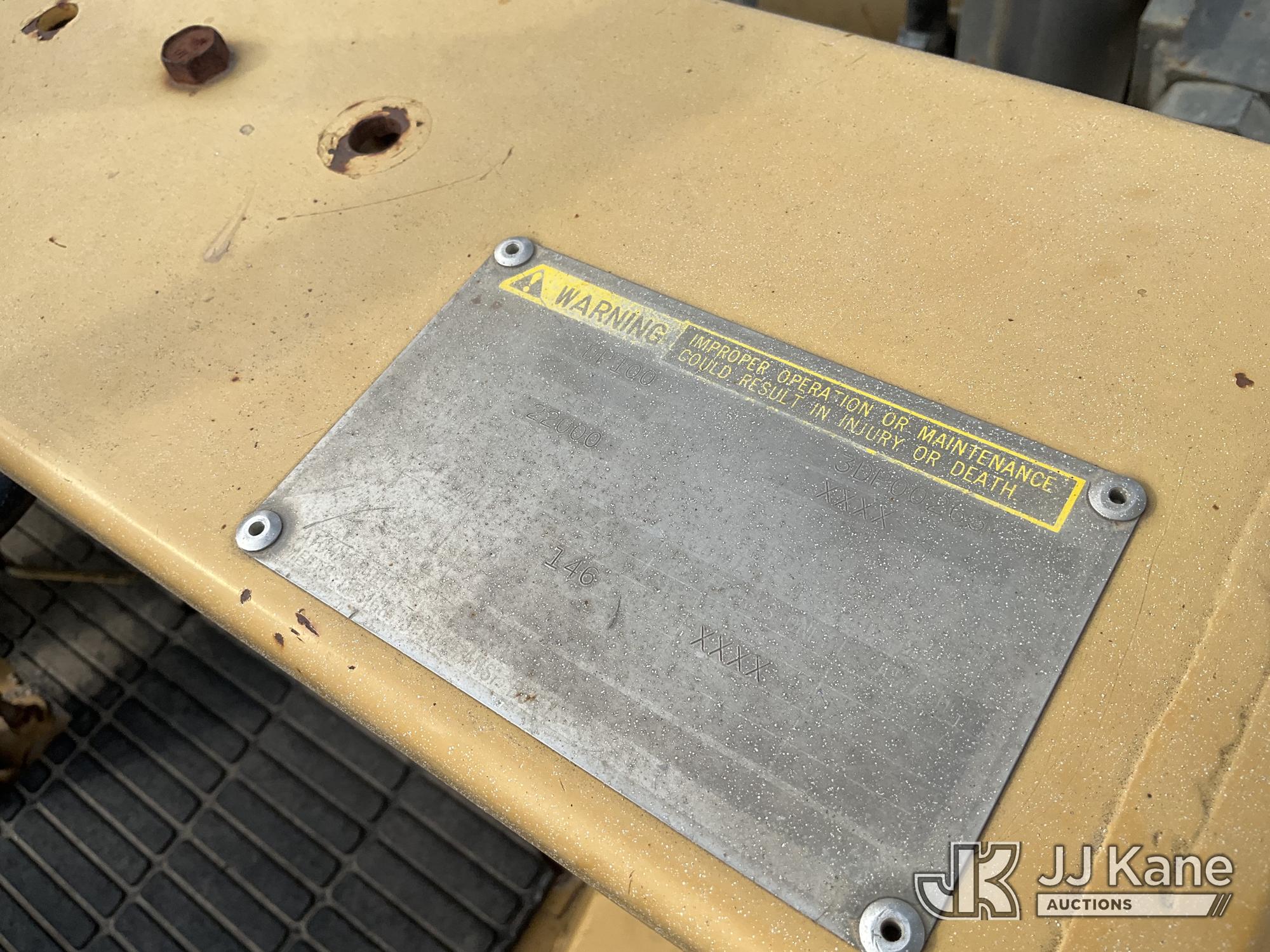 1997 Caterpillar DP100