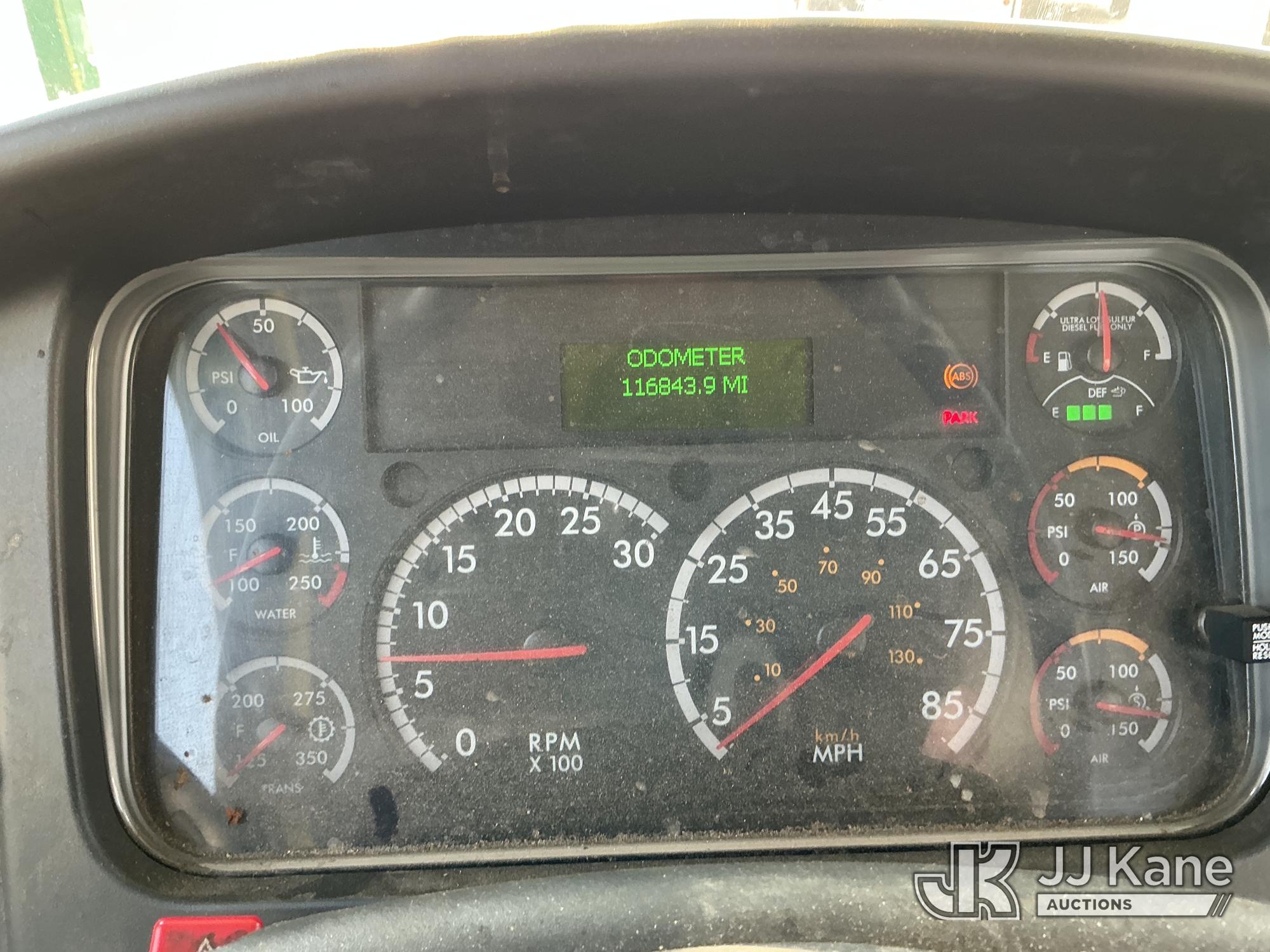 2016 Freightliner M2 106