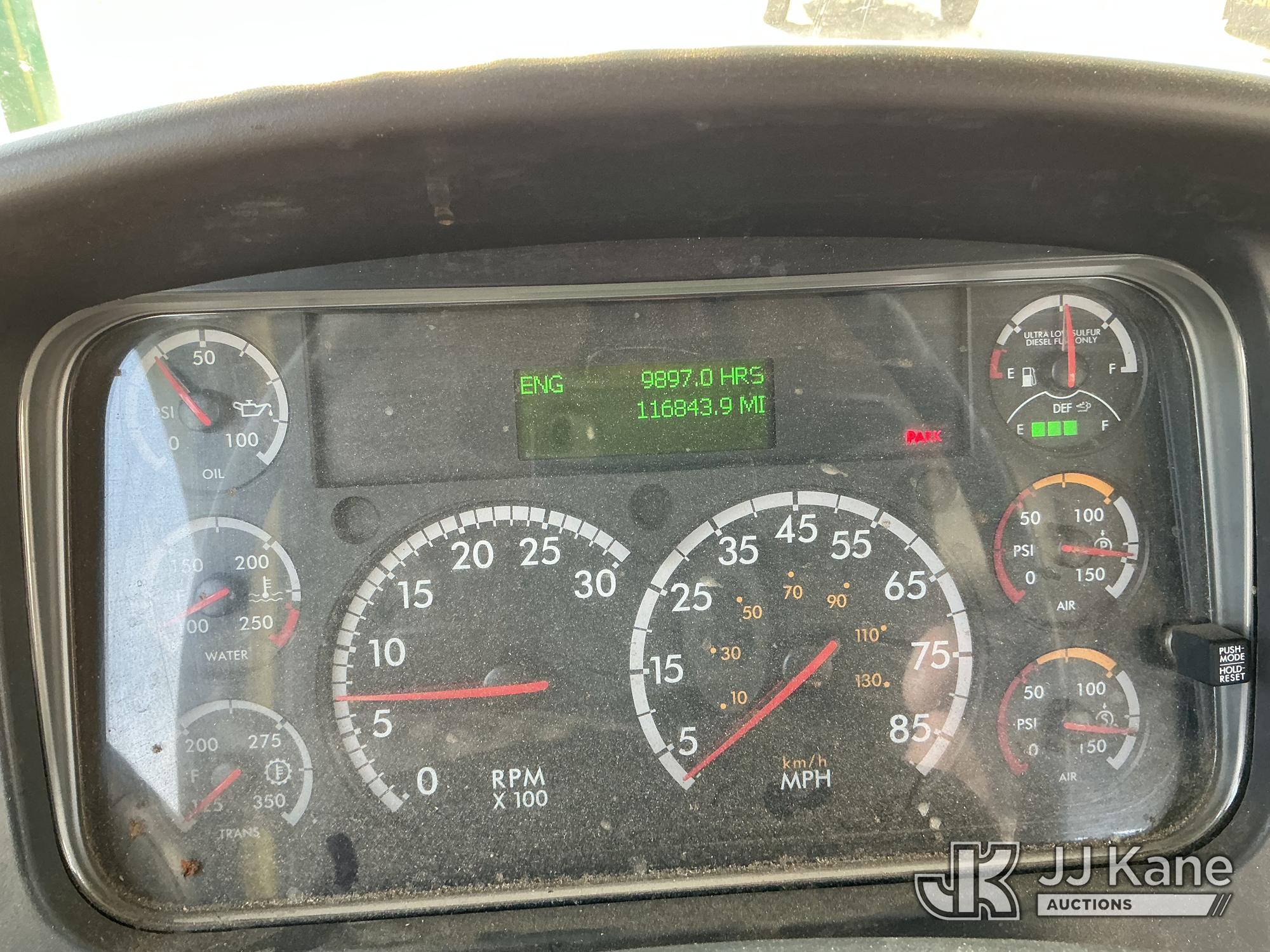 2016 Freightliner M2 106