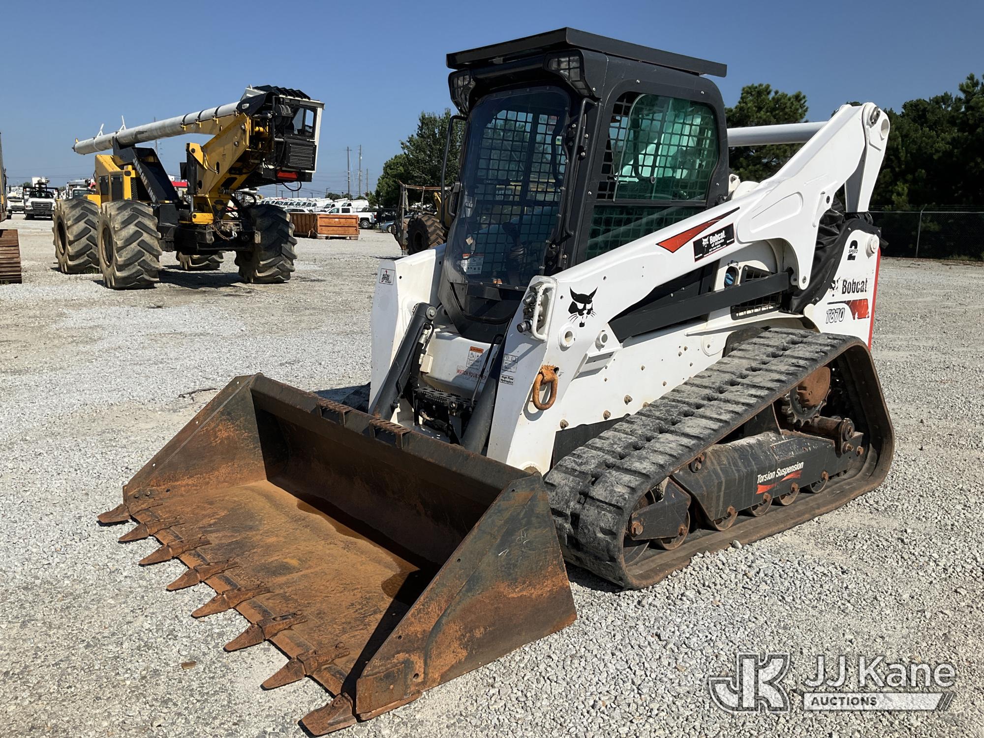 Photo of a 2018 Bobcat T870 2-Speed
