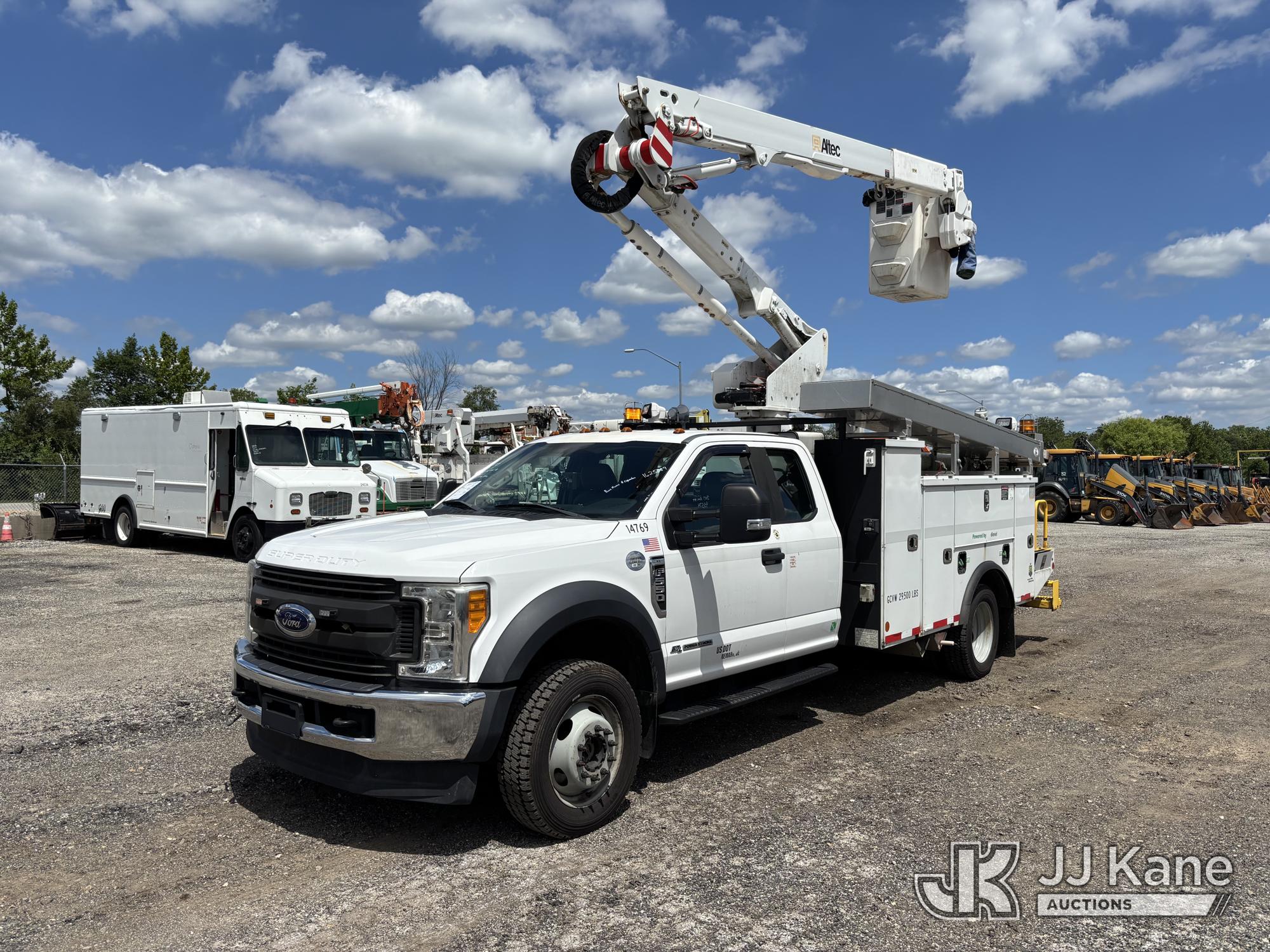Photo of a 2017 Ford F550