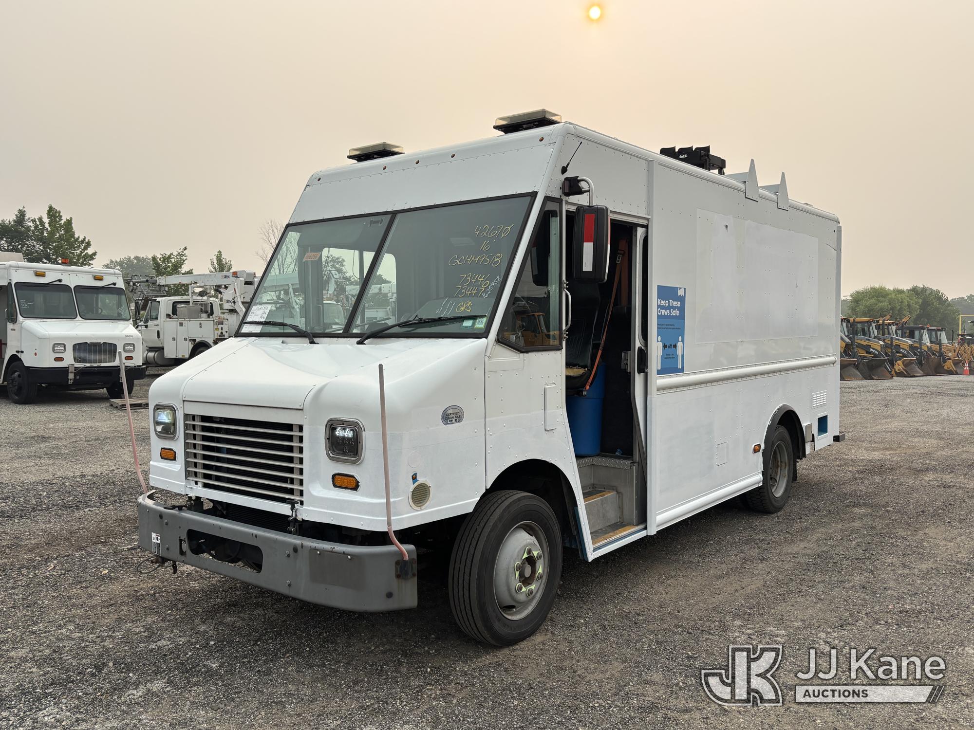 2016 Freightliner MT45 Chassis