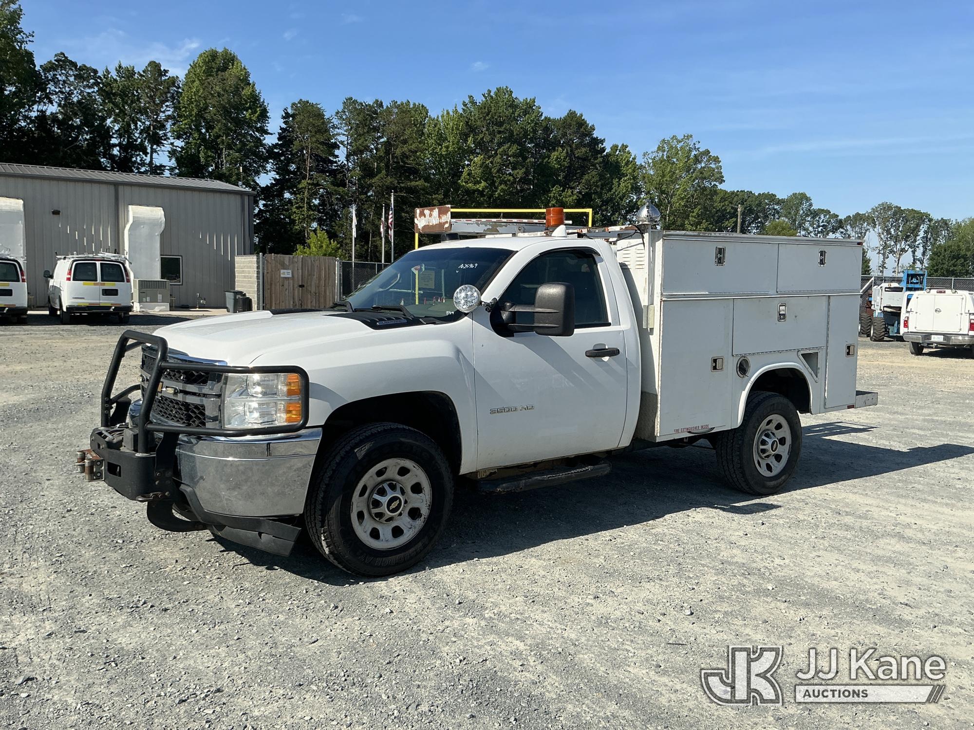 Photo of a 2013 Chevrolet Silverado 3500HD 4x4