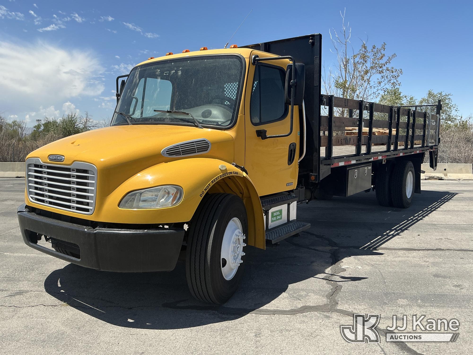 2006 Freightliner M2 106 Medium Duty Flatbed Truck