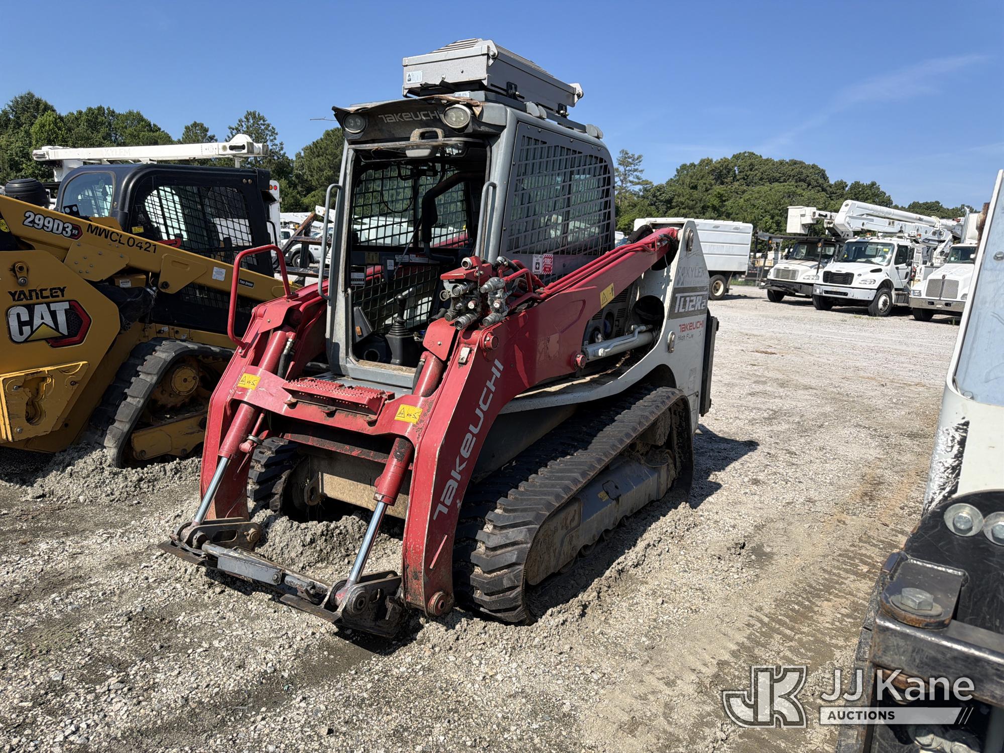 Photo of a  Takeuchi TL12R2 2-Spd High-Flow