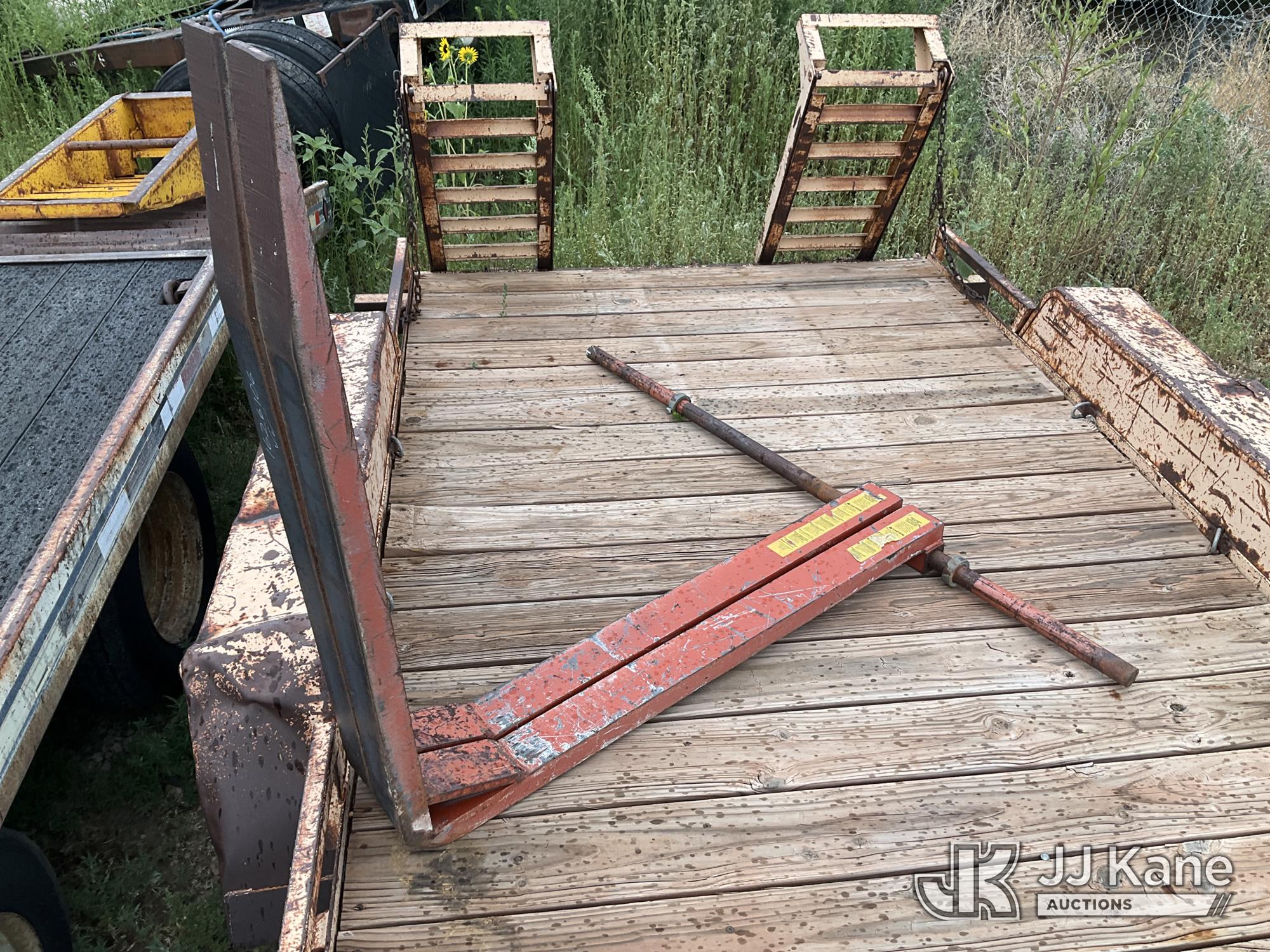 Pallet Fork Attachment With 44in Fork Tine Depth