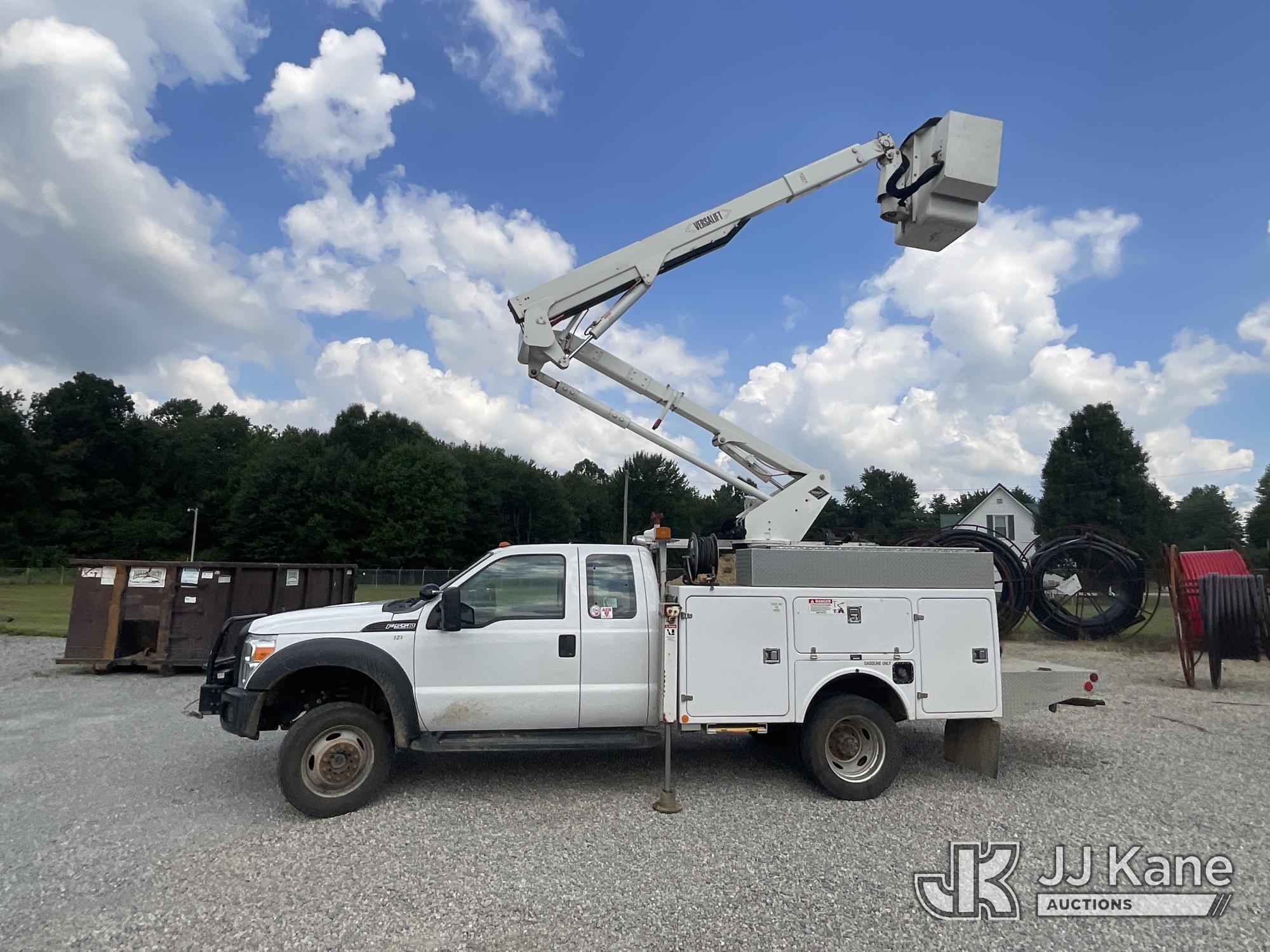 Photo of a 2015 Ford F-550