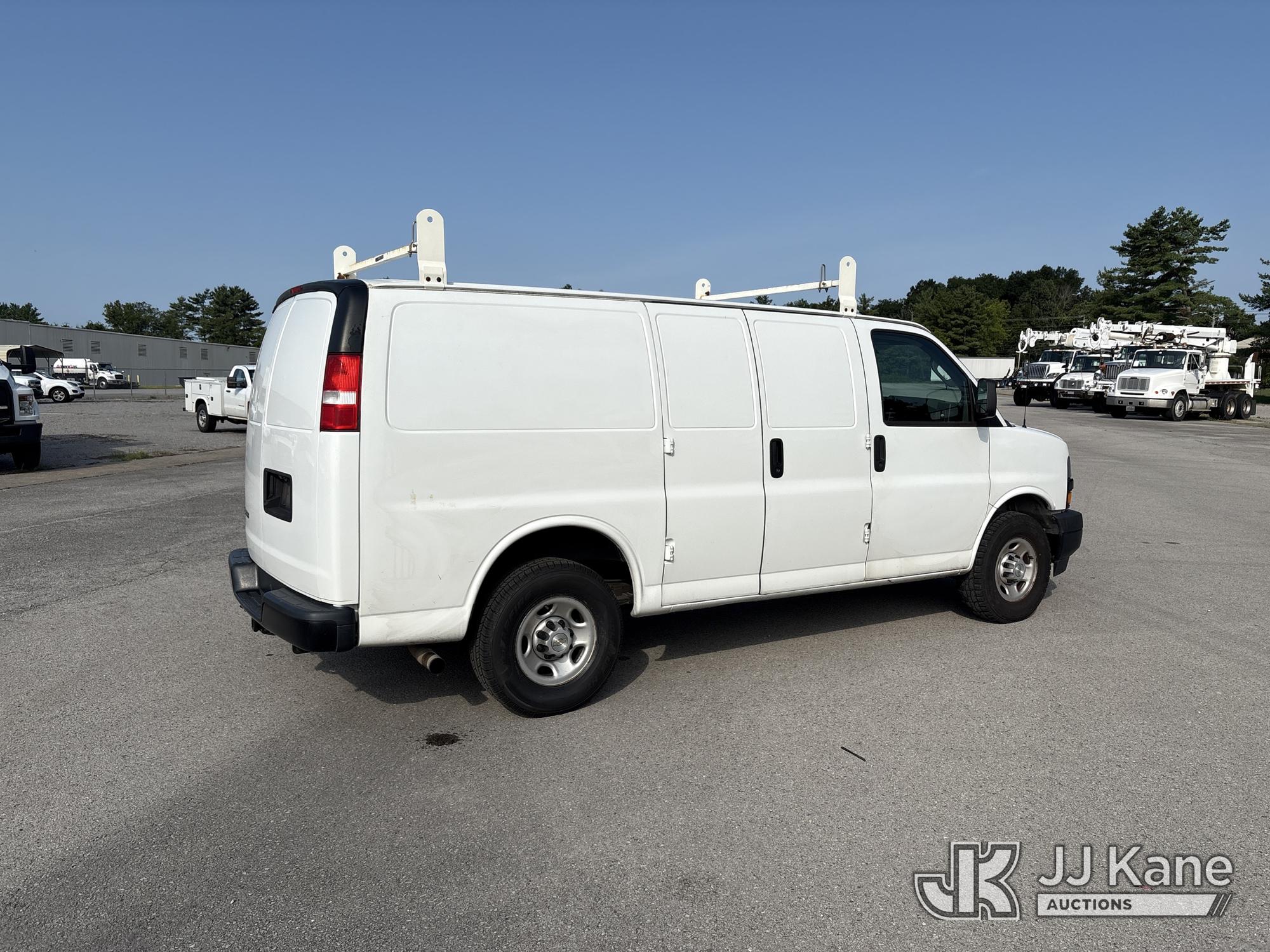 2020 Chevrolet Express G2500