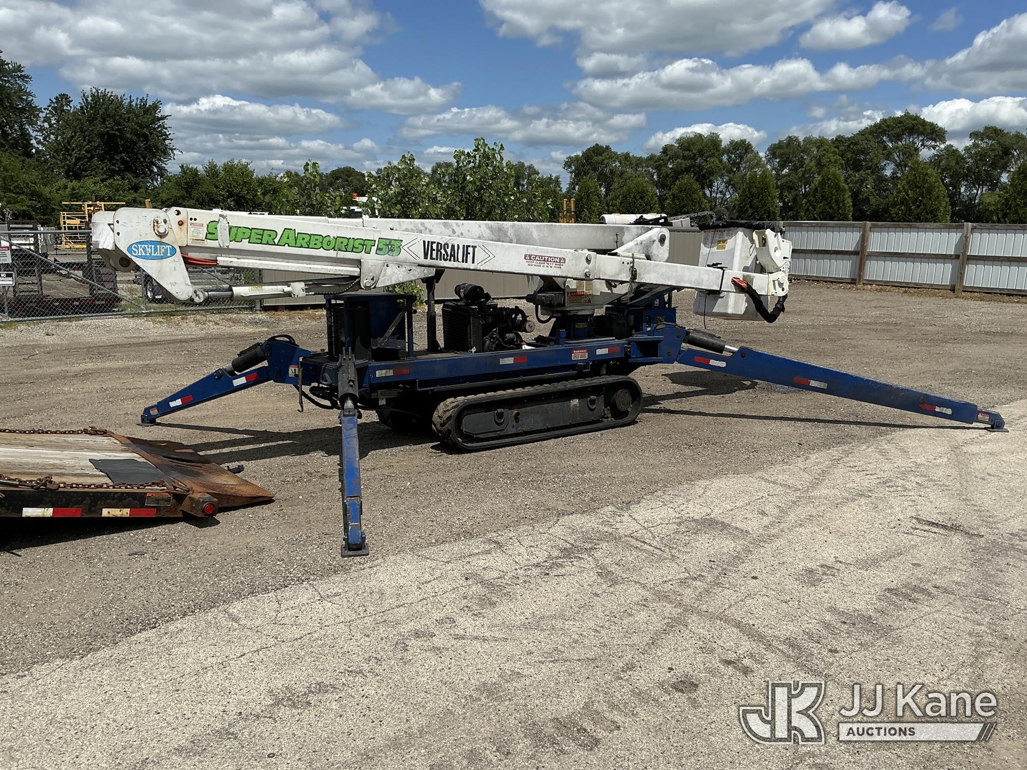 Skylift Super 53, Backyard Bucket mounted on 2016 Skylift Super 53 Tracked Backyard Carrier, (Equipment and trailer price will be split out on invoice to reflect 80/20, equipment to trailer price ratio for tax purposes.