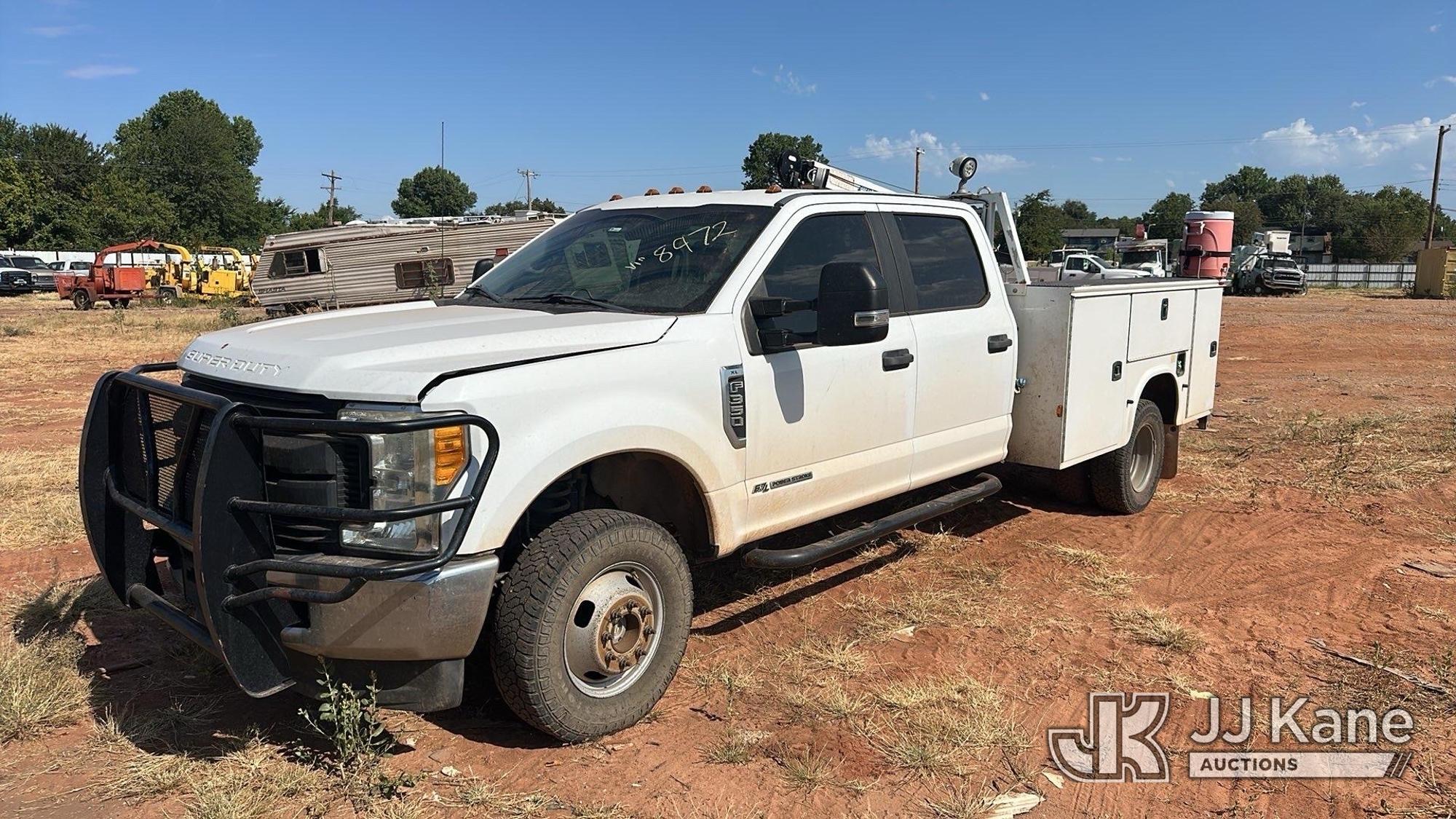 2017 Ford F-350 SD Crew Cab Mechanics Service Truck