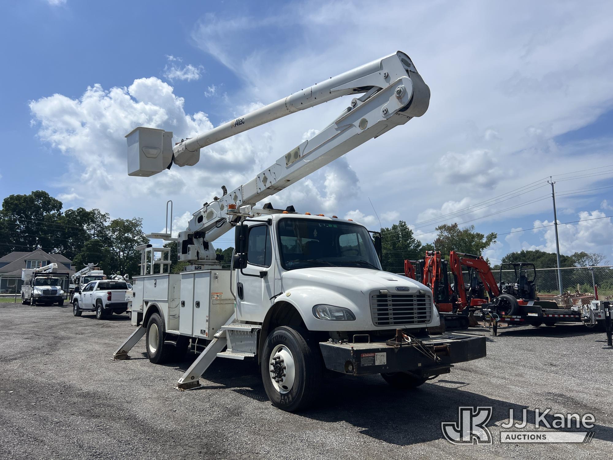 2018 Freightliner M2 106 4x4