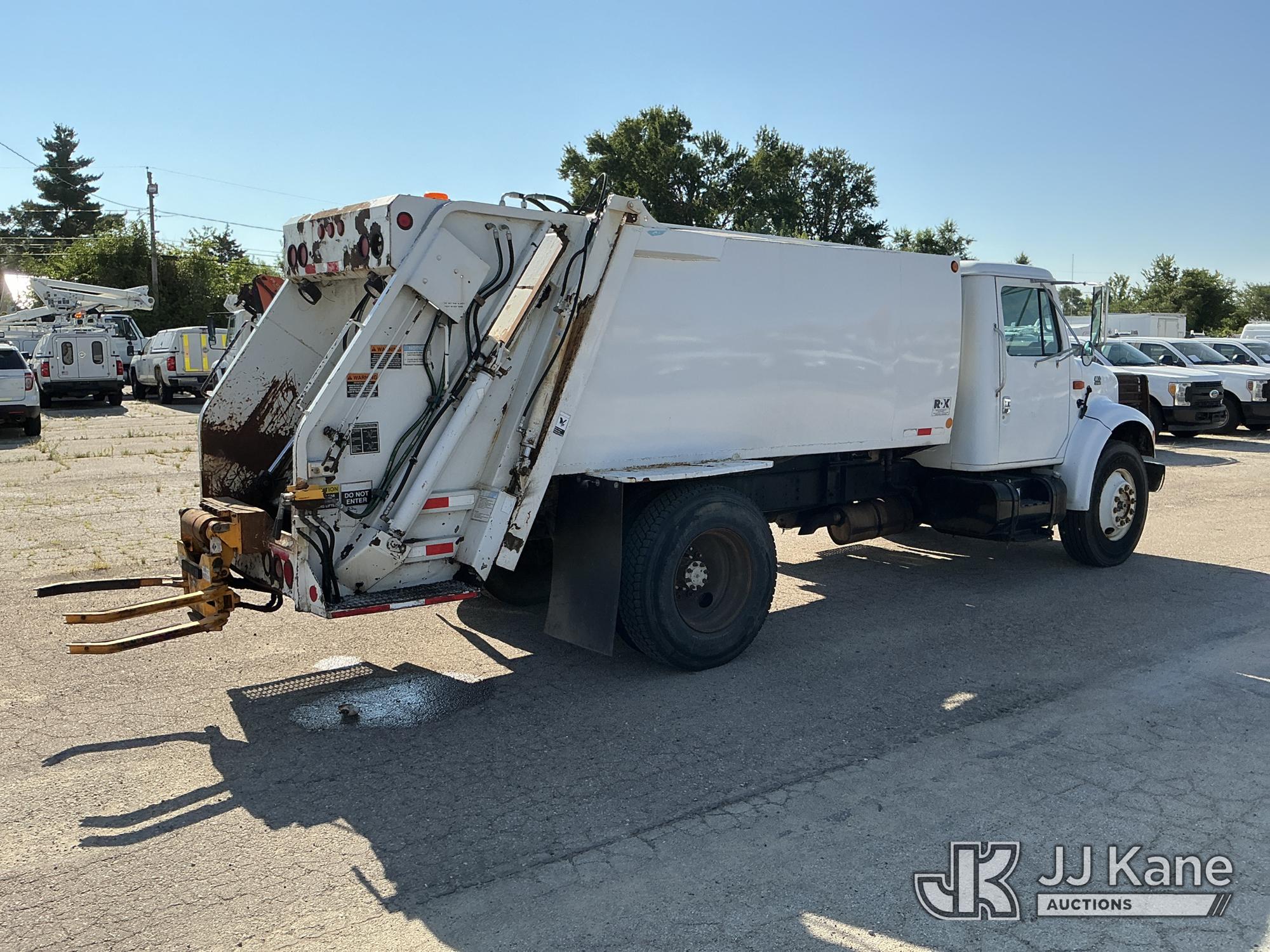 2001 International 4700