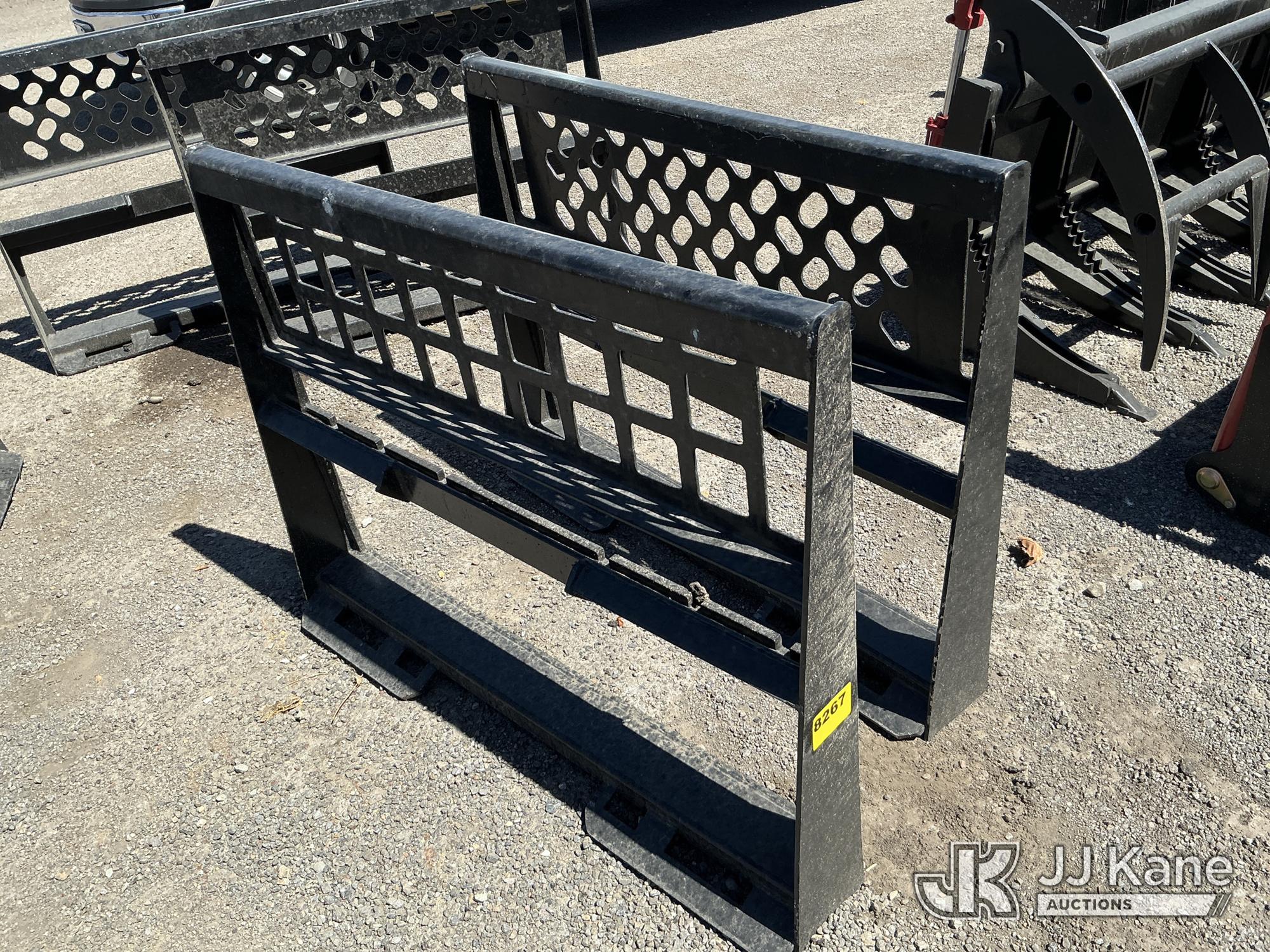 2 Skid Steer Fork Mounts (No Forks) NOTE: This unit is being sold AS IS/WHERE IS via Timed Auction and is located in Salt Lake City