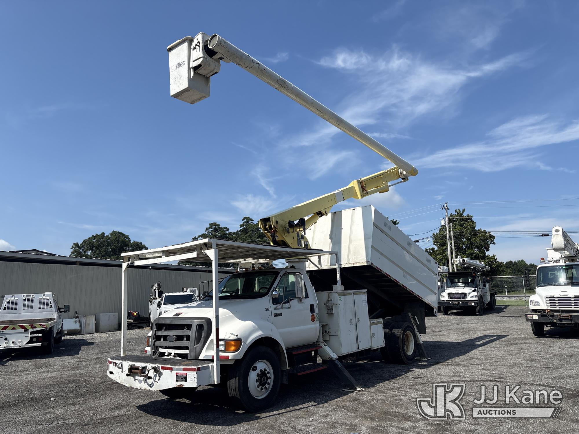 Photo of a 2004 Ford F-750