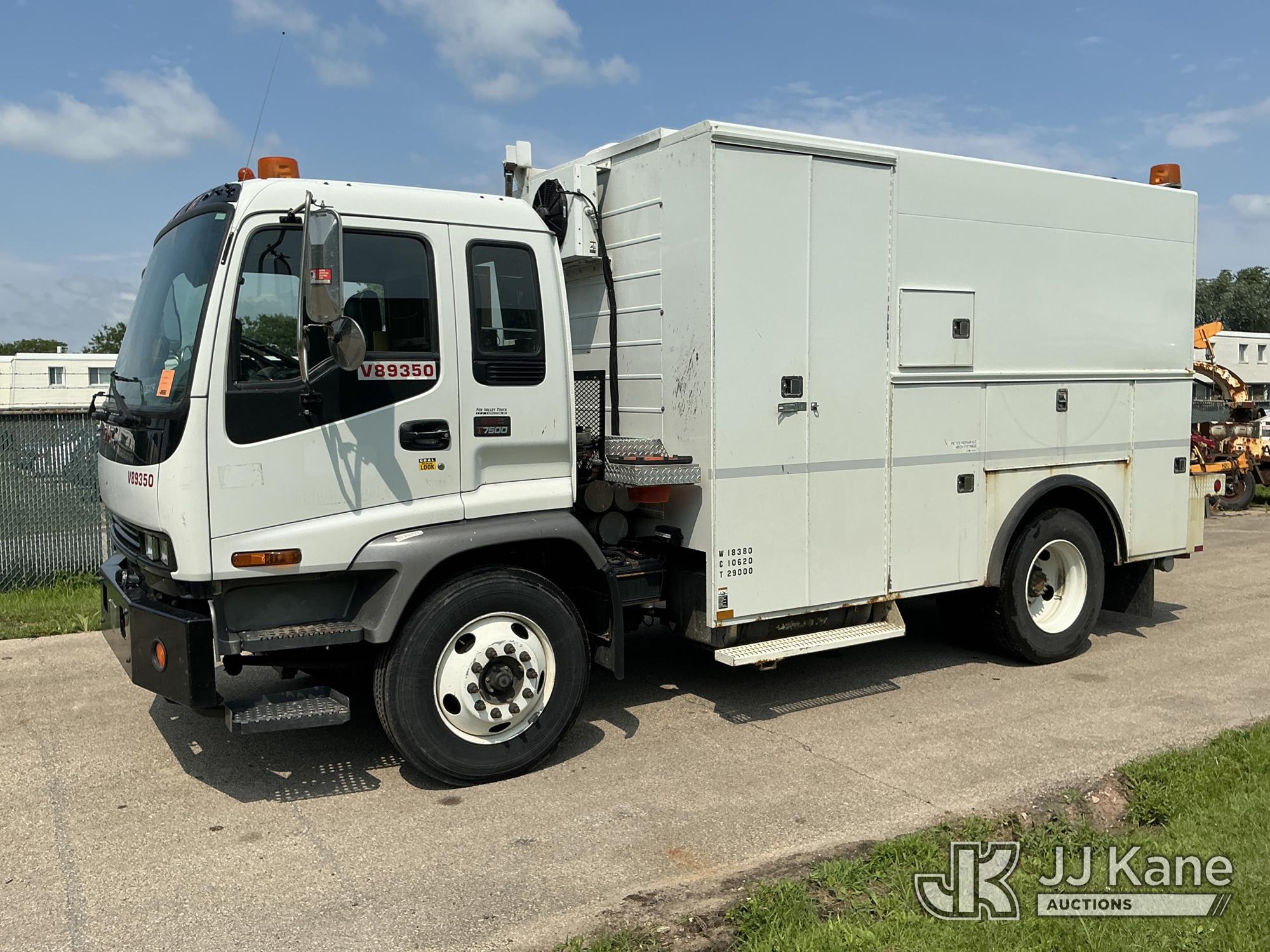 2009 GMC F7B042 Air Compressor/Enclosed Utility Truck