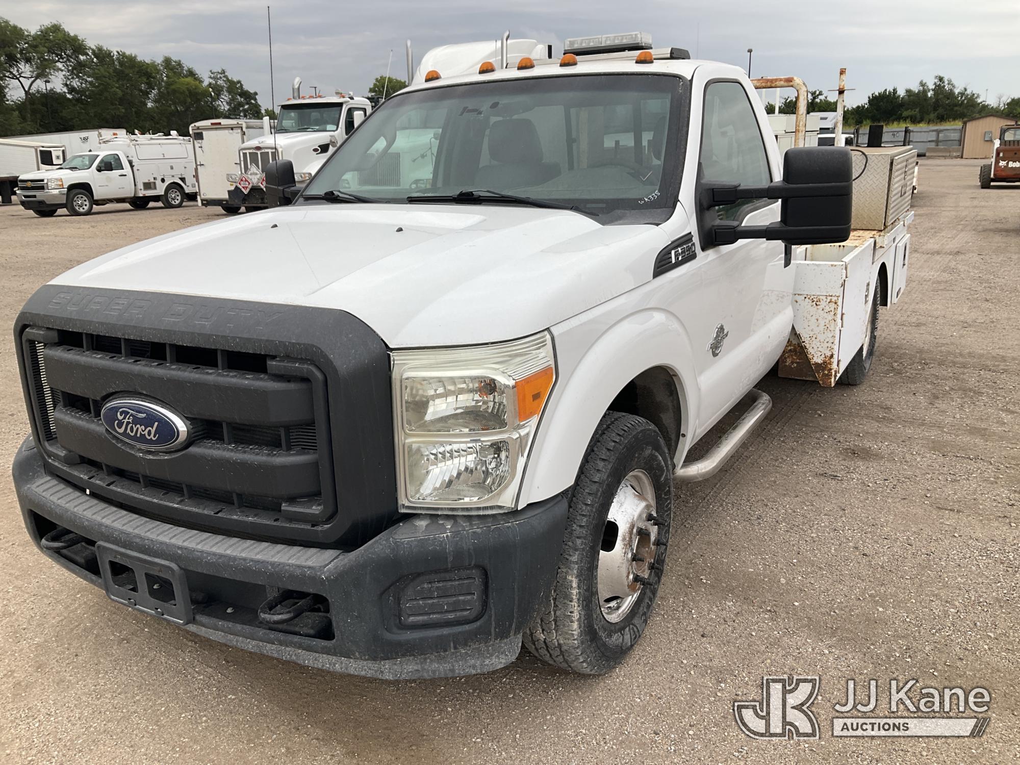 Photo of a 2013 Ford F-350 SD