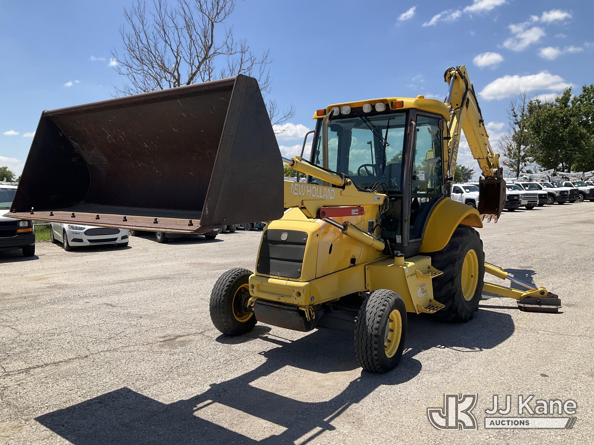 Photo of a 2004 New Holland LB75B