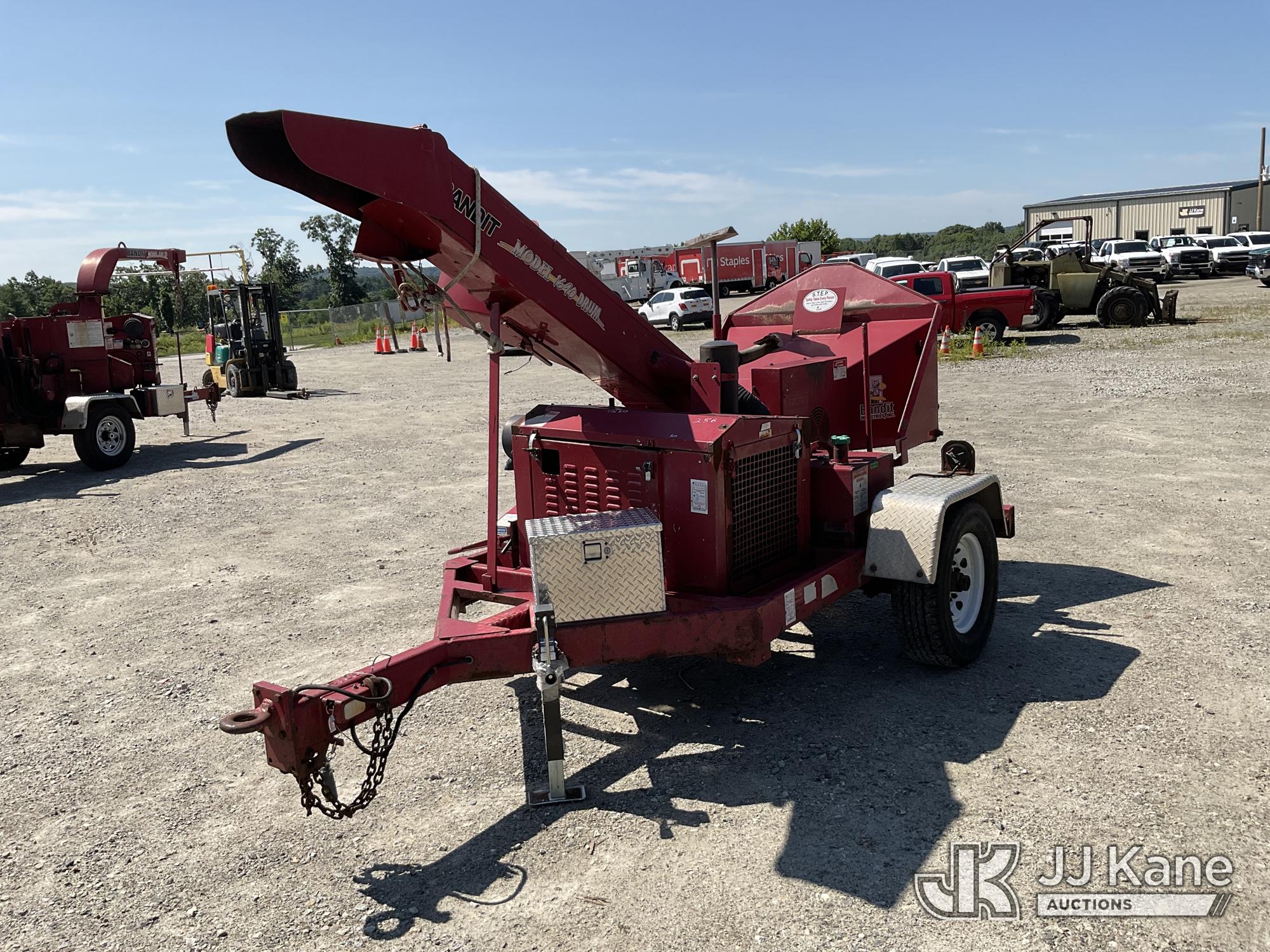 2014 Bandit Industries 1690 Chipper (12in Drum), trailer mtd.
