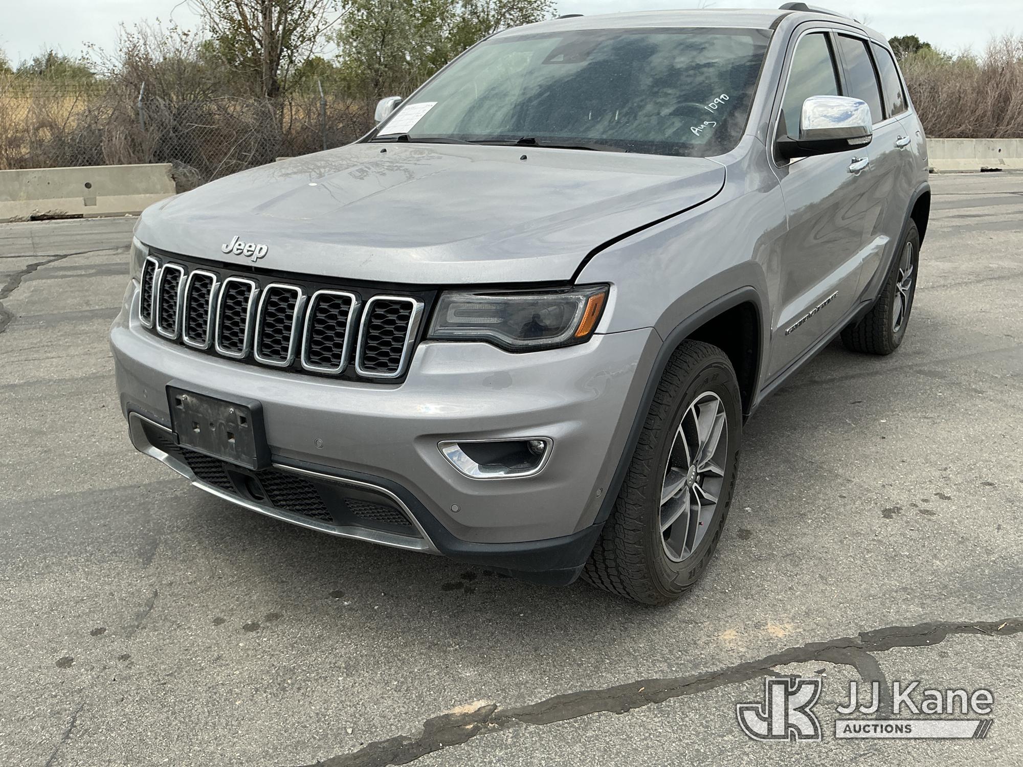 Photo of a 2018 Jeep Grand Cherokee 4x4
