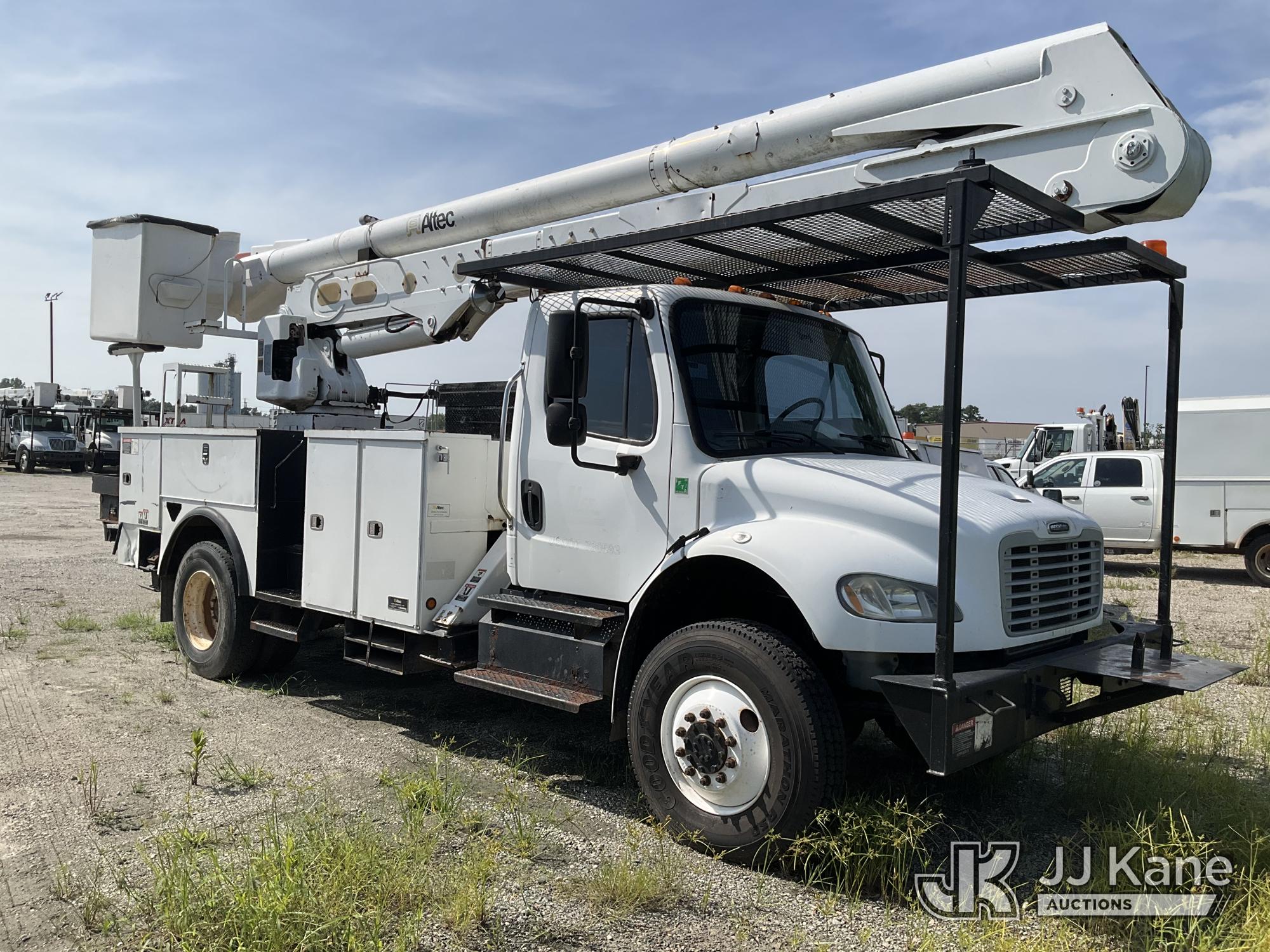 2013 Freightliner M2 106 4x4