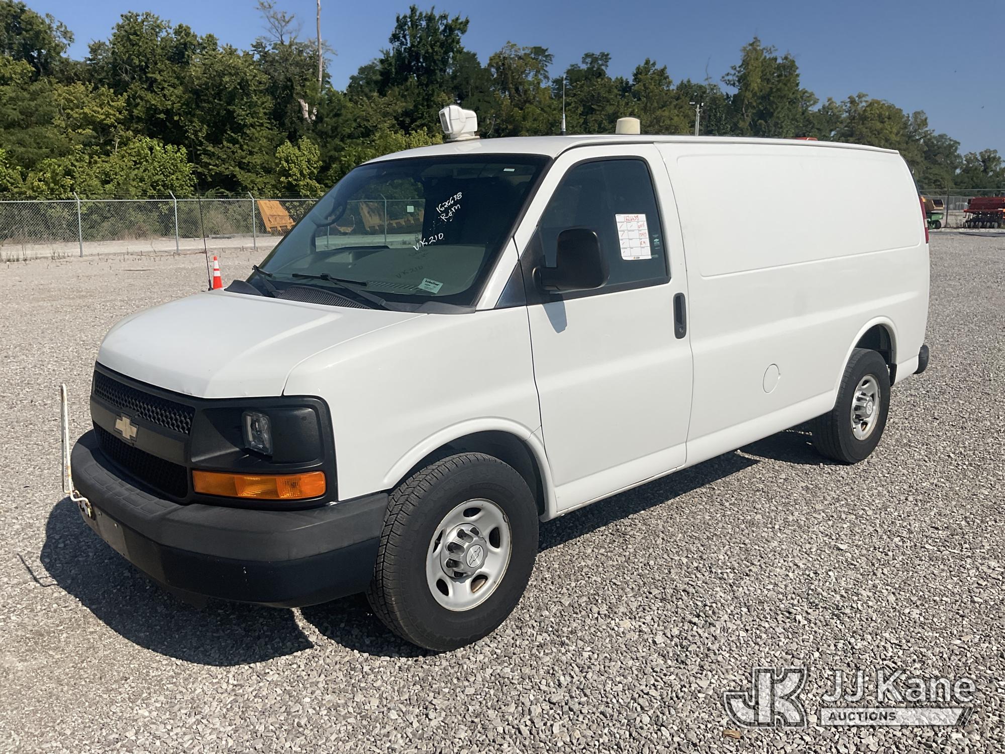 Photo of 2015 Chevrolet Express 2500