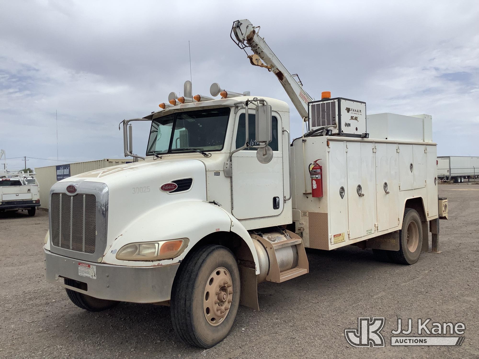 Photo of 2007 Peterbilt 335
