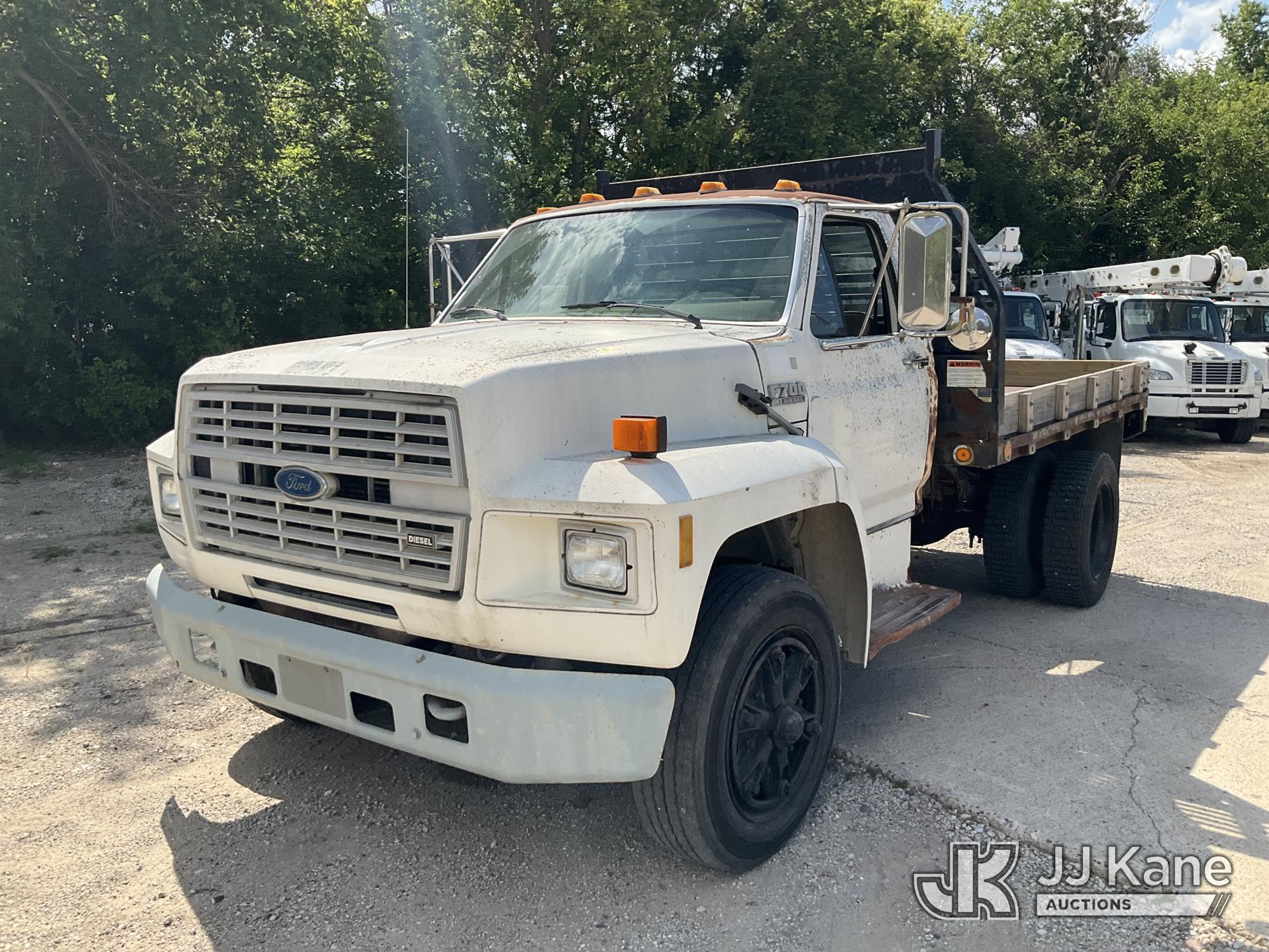 Photo of a 1991 Ford F700F