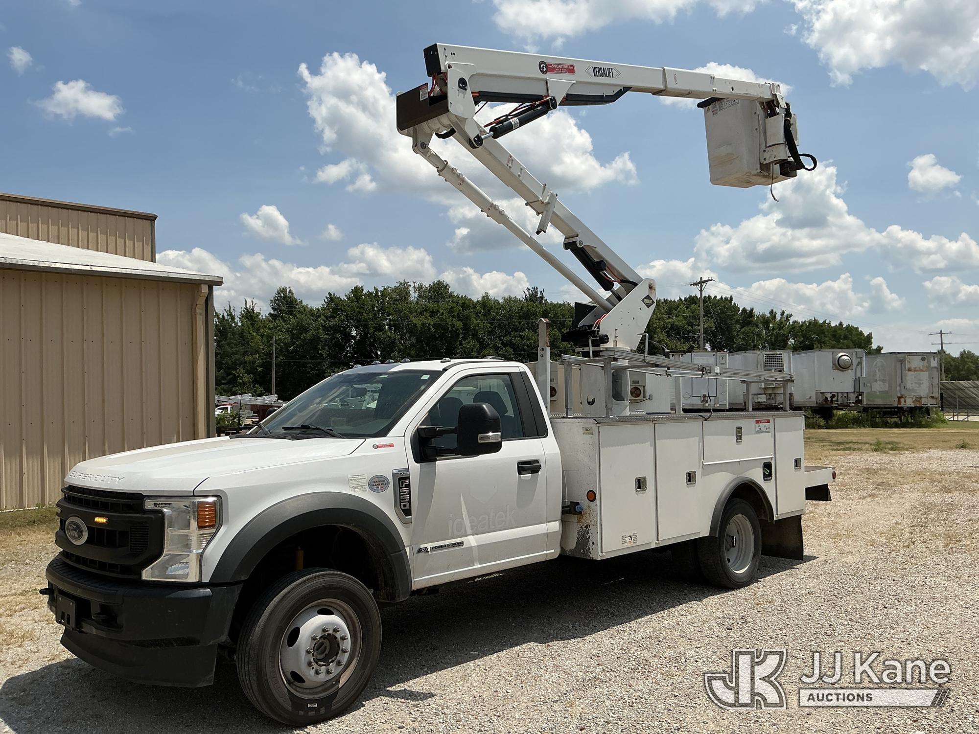Photo of a 2022 Ford F-550