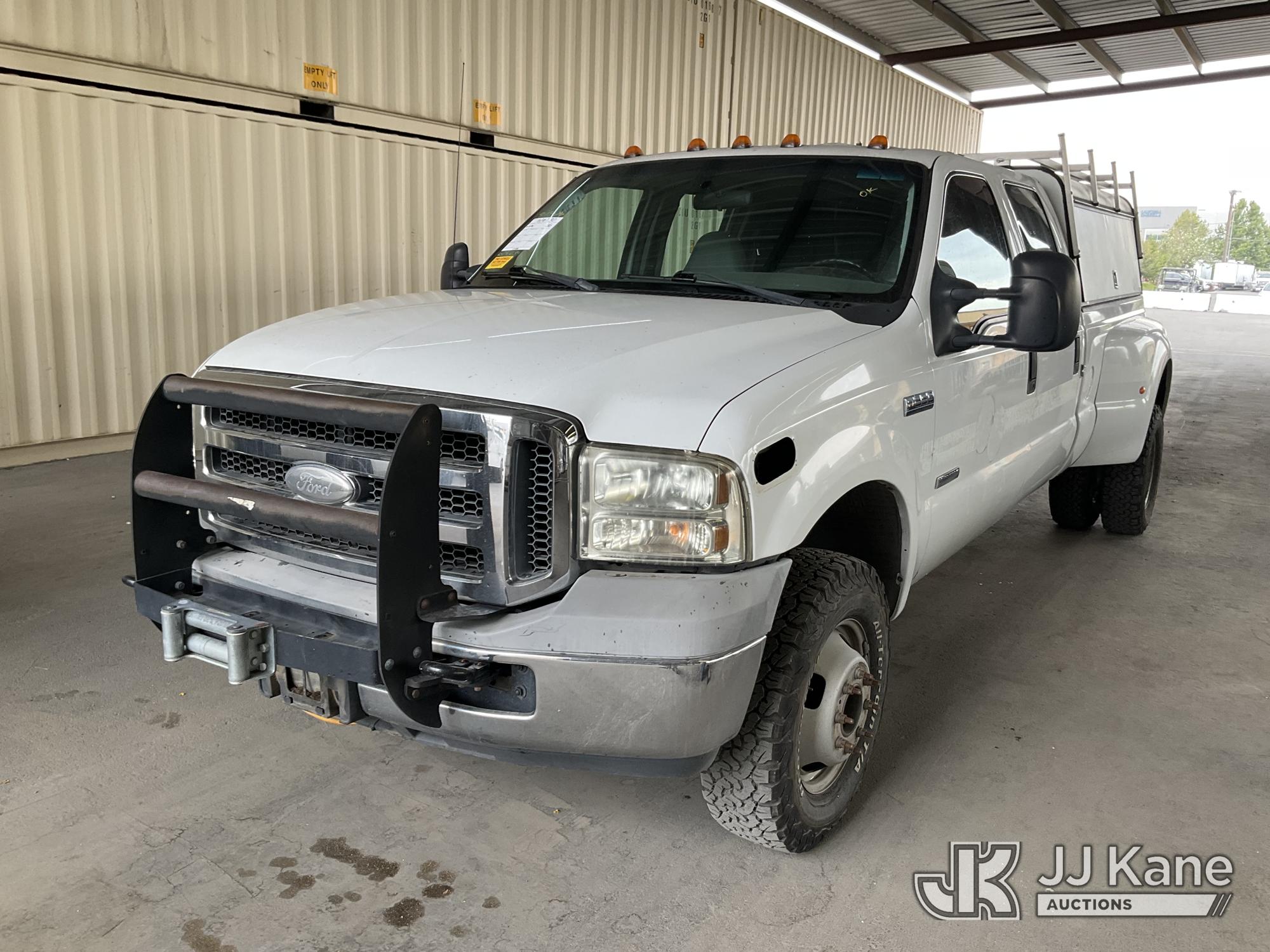 Photo of a 2006 Ford F-350 SD