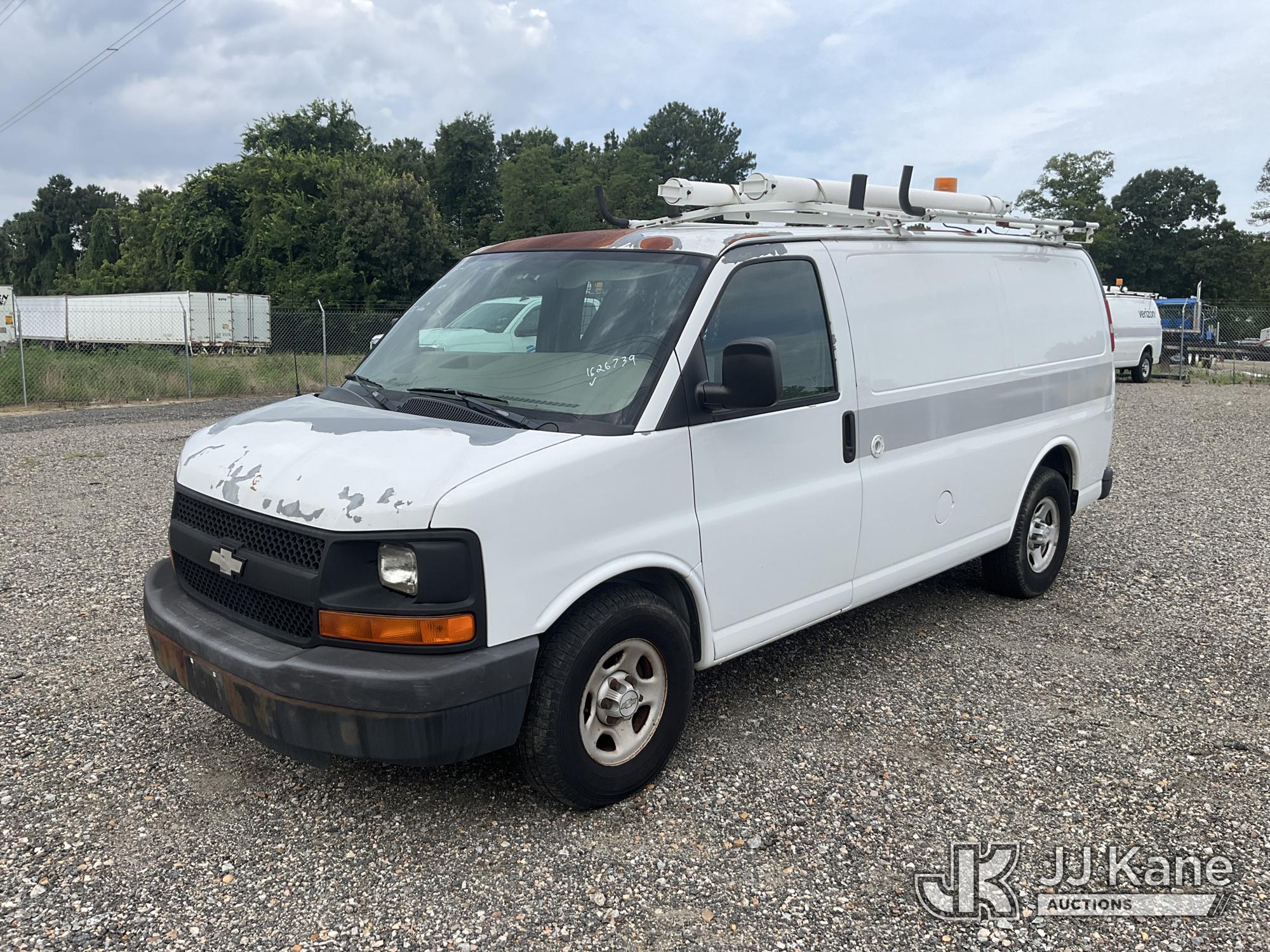 Photo of a 2007 Chevrolet Express G1500
