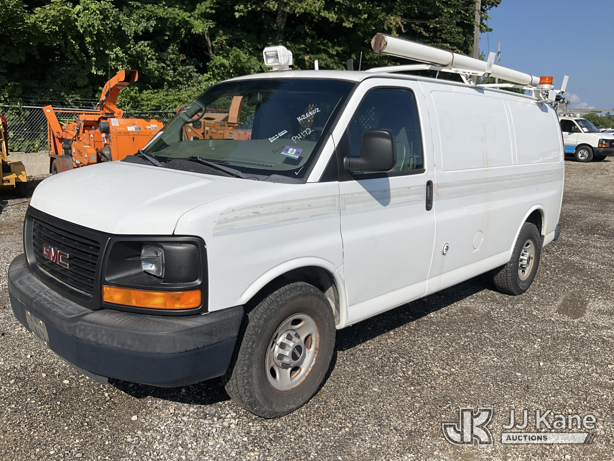 Photo of a 2013 GMC Savana G3500