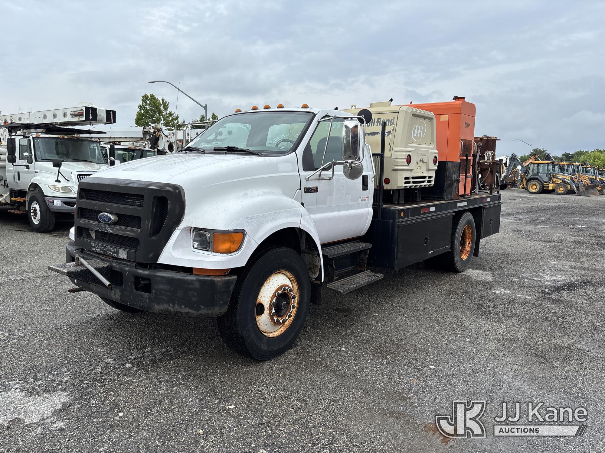 Vac-Hoe Vacuum Excavation System , 2004 Ford F750 Vacuum Excavation Truck