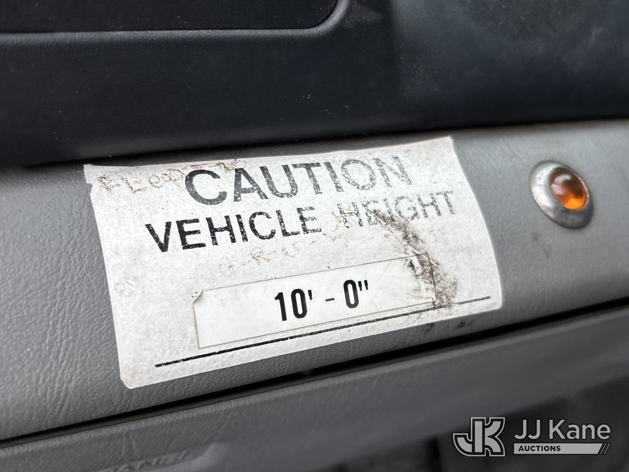 2004 Ford F750