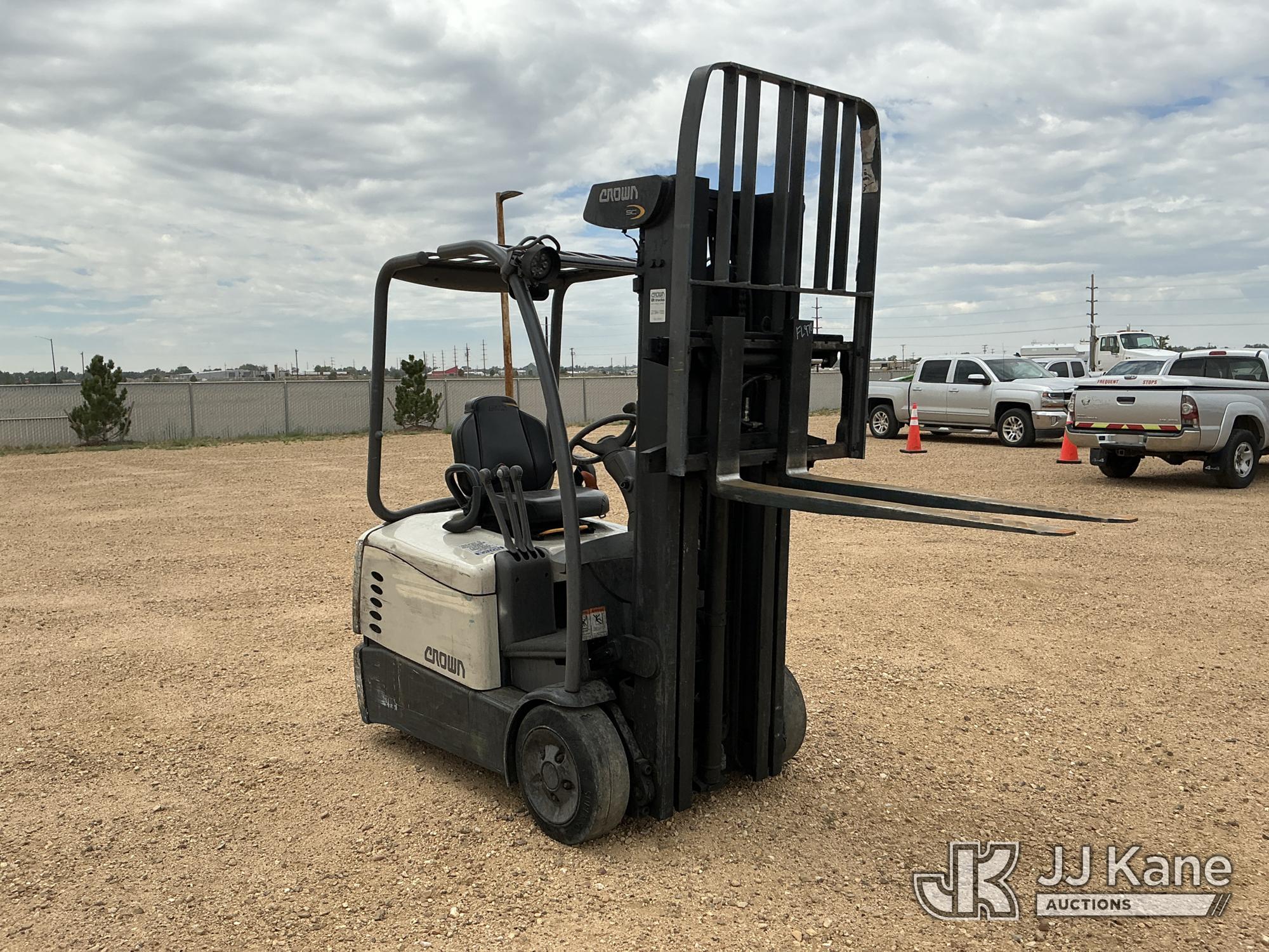 2016 Crown SC5200