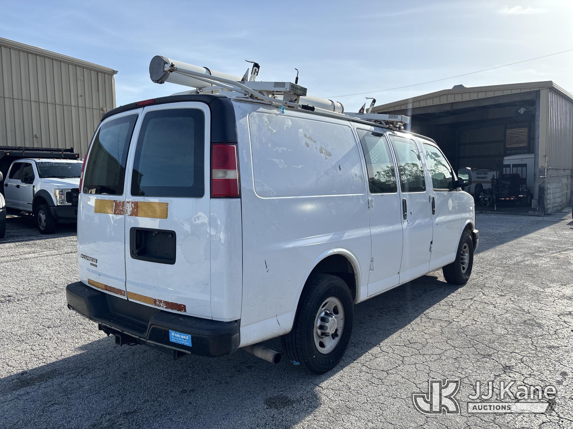 2013 Chevrolet EXPRESS G2500