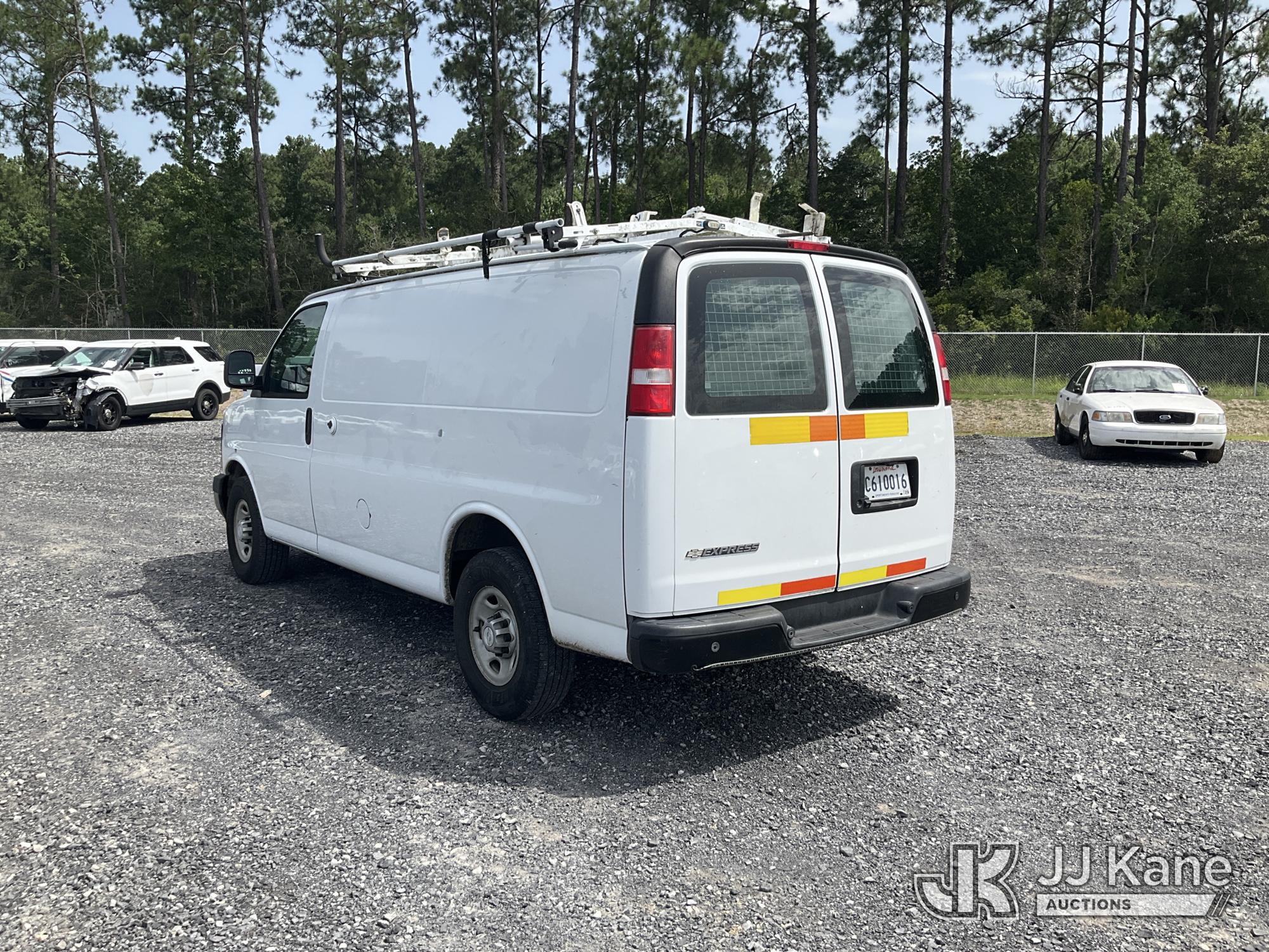 2017 Chevrolet EXPRESS 2500