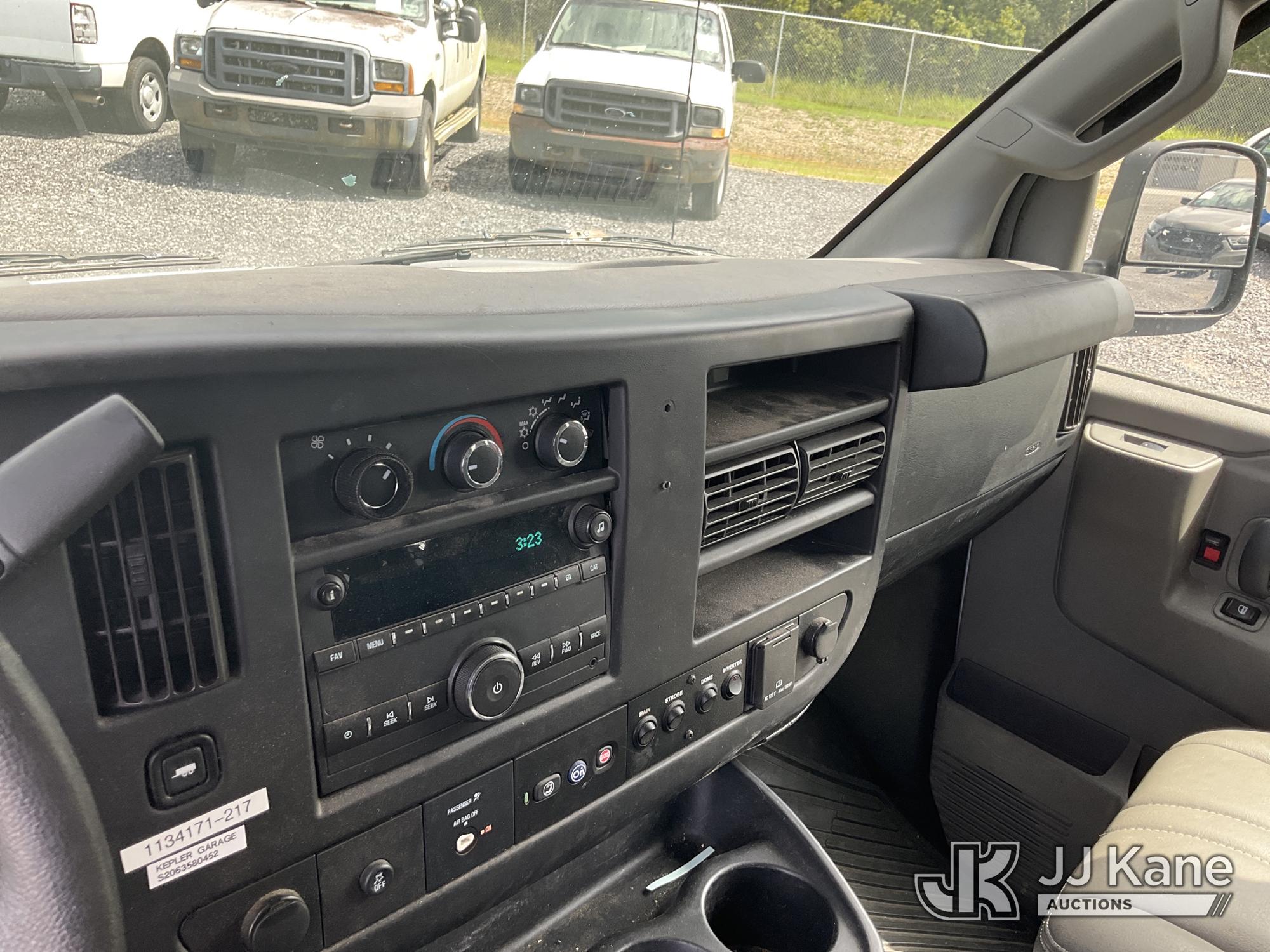2017 Chevrolet EXPRESS 2500