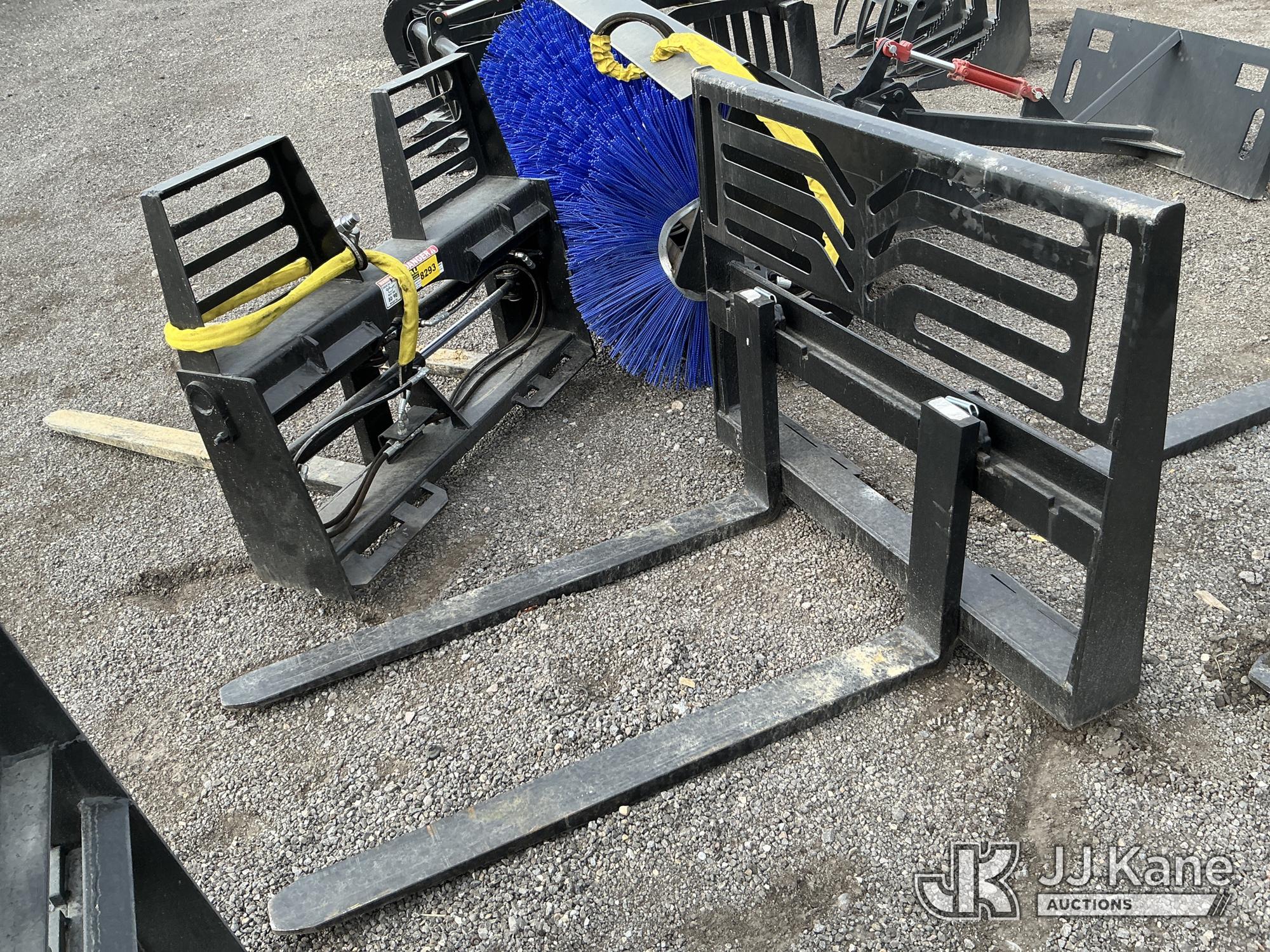 Skid Steer Fork Attachment NOTE: This unit is being sold AS IS/WHERE IS via Timed Auction and is located in Salt Lake City