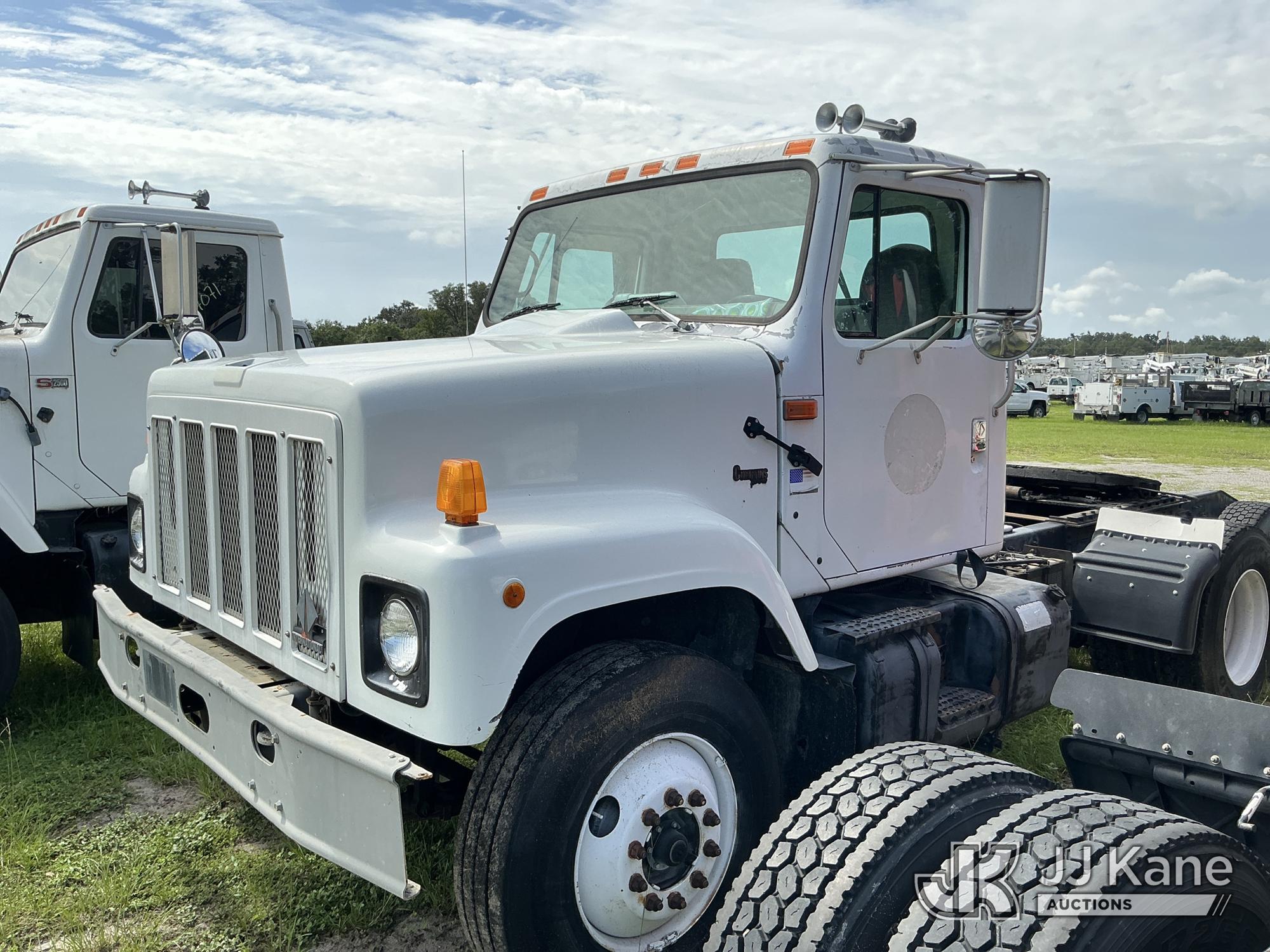2001 International F2574