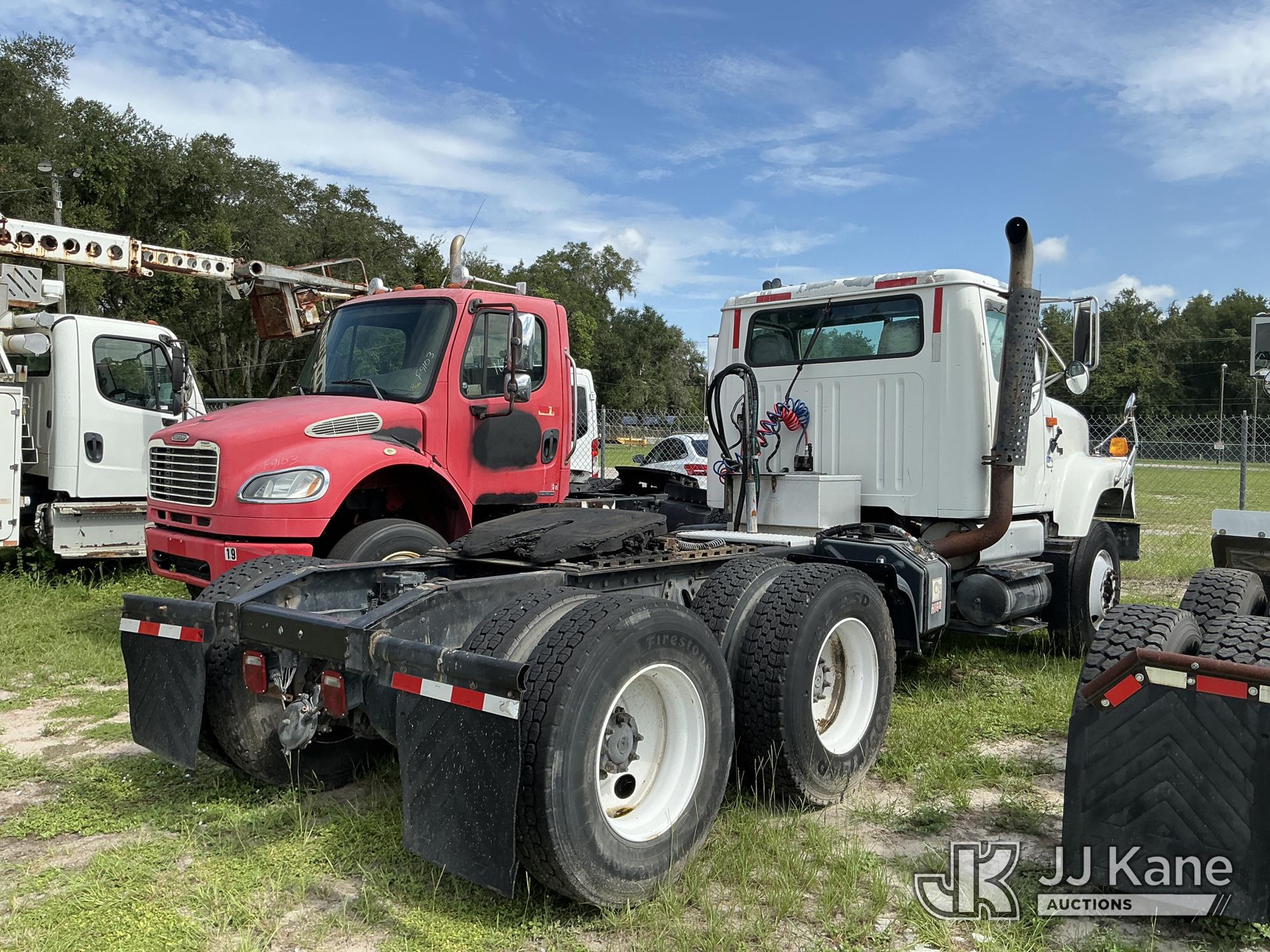 2001 International F2574