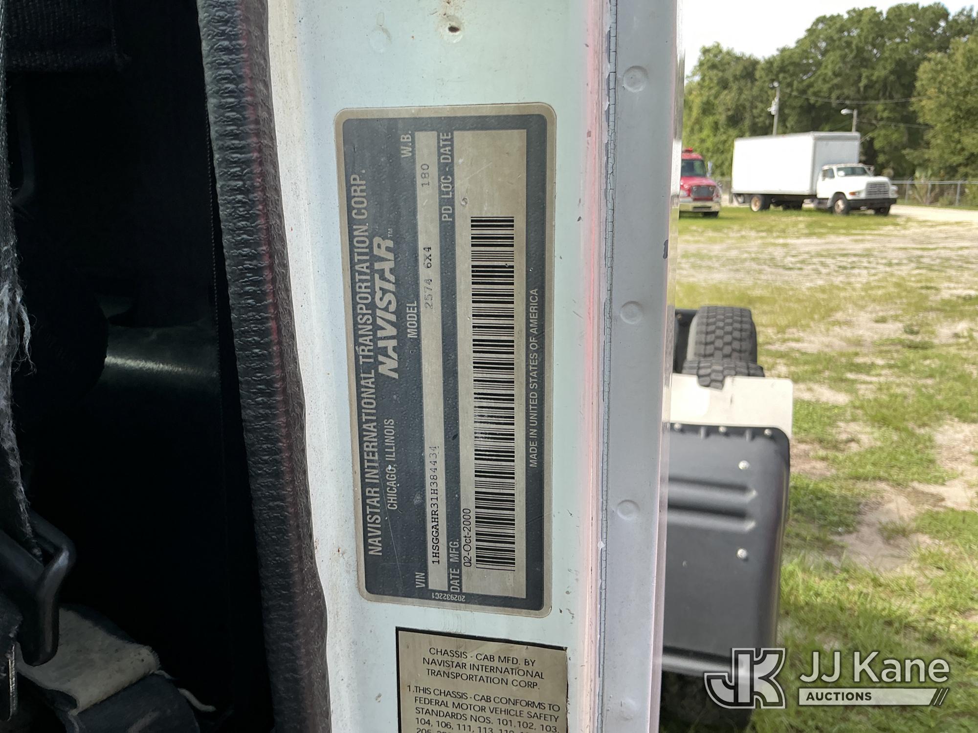 2001 International F2574