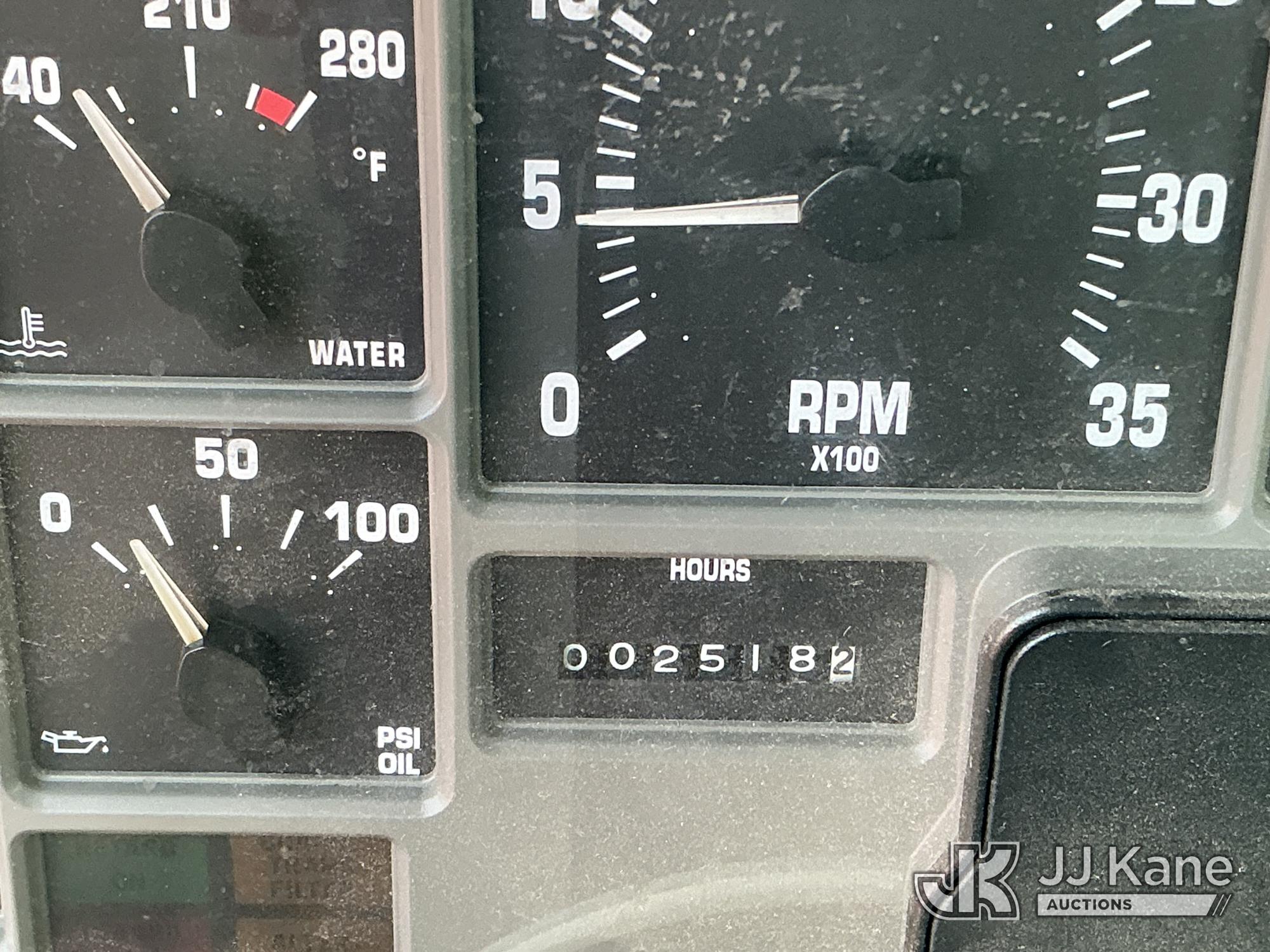 2001 International F2574