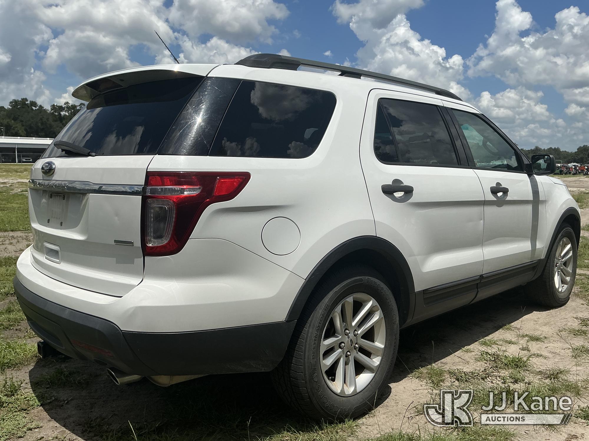 2015 Ford Explorer
