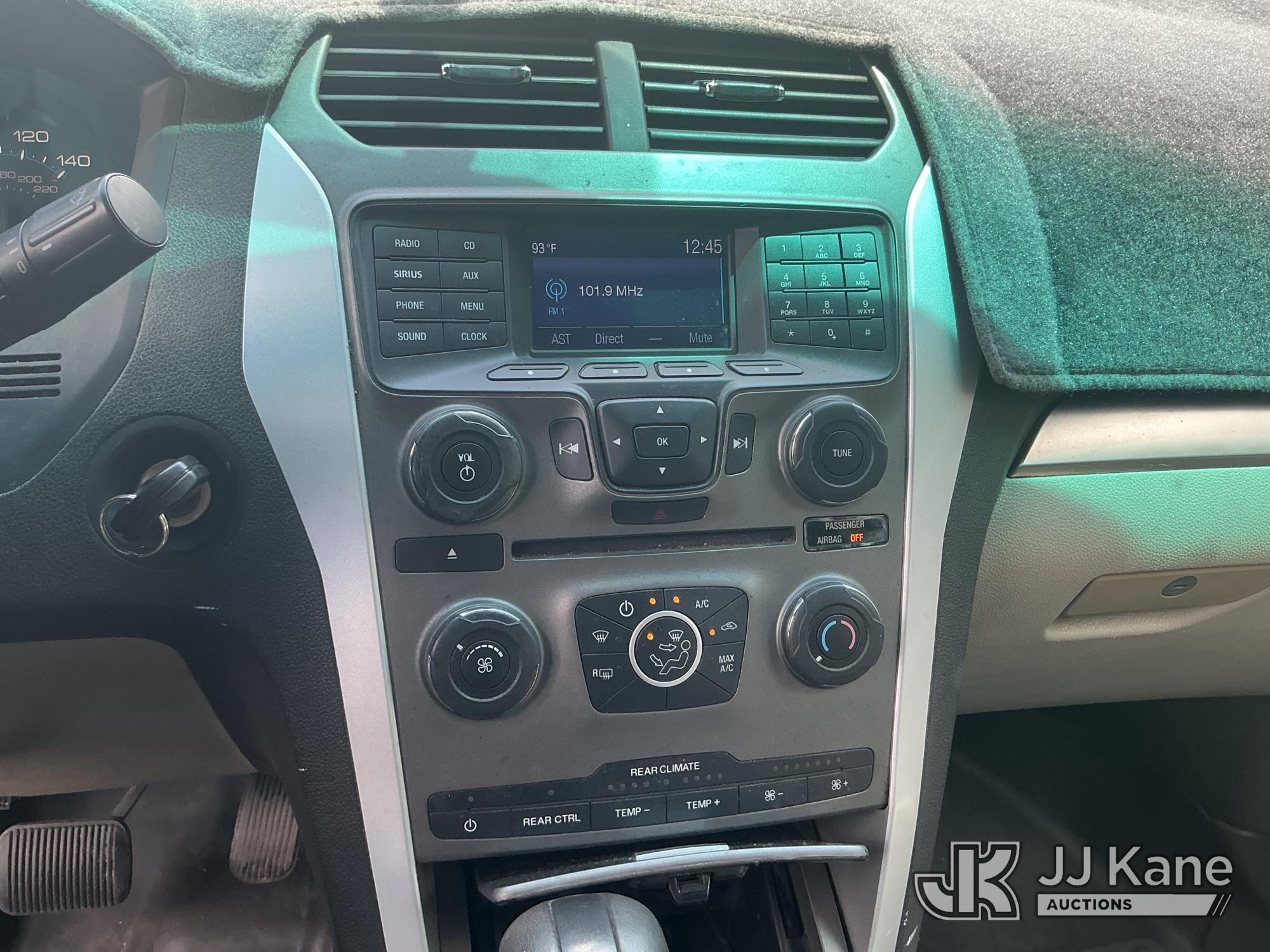 2015 Ford Explorer