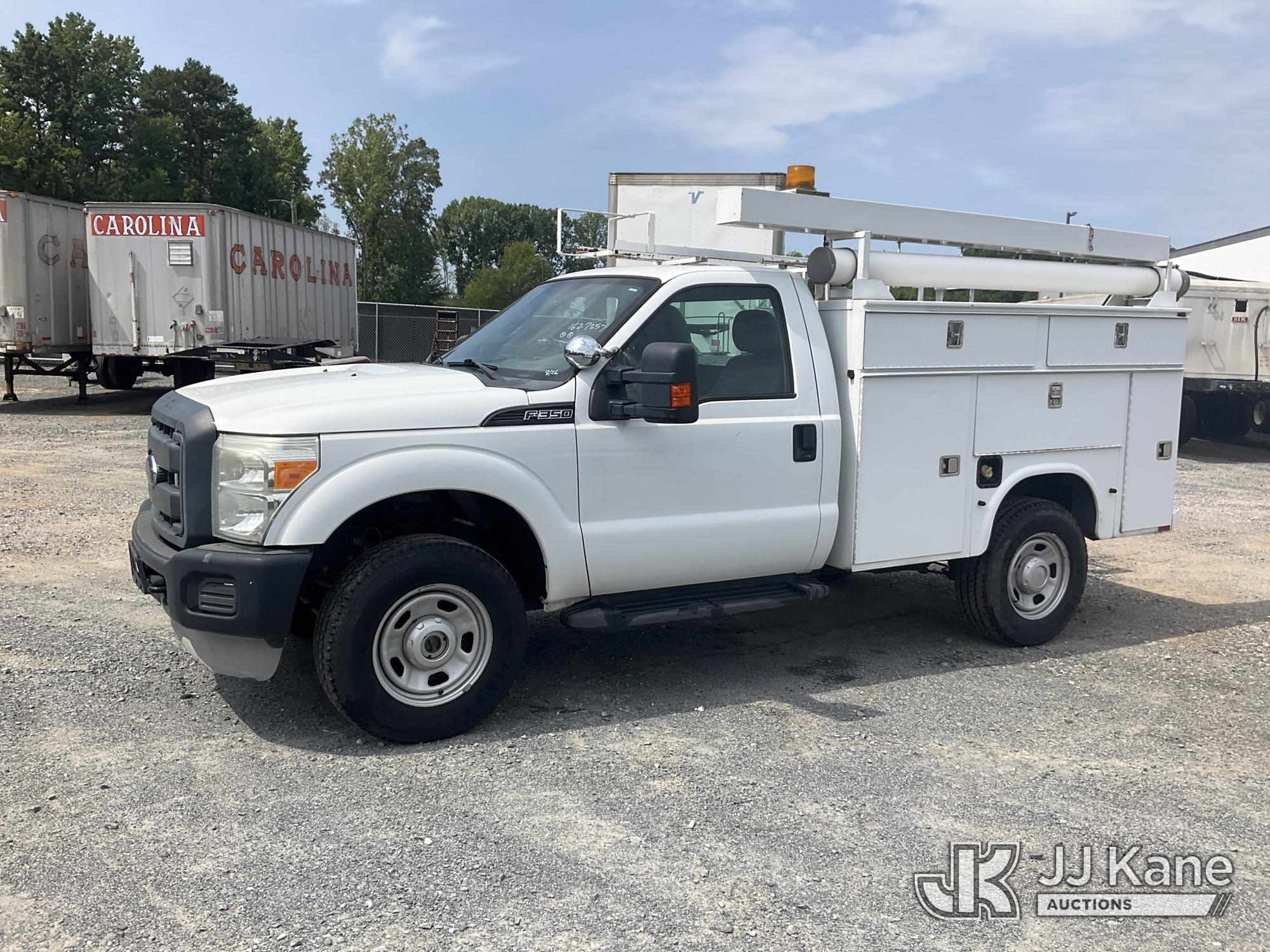 2013 Ford F350 SD 4X4 Service Truck