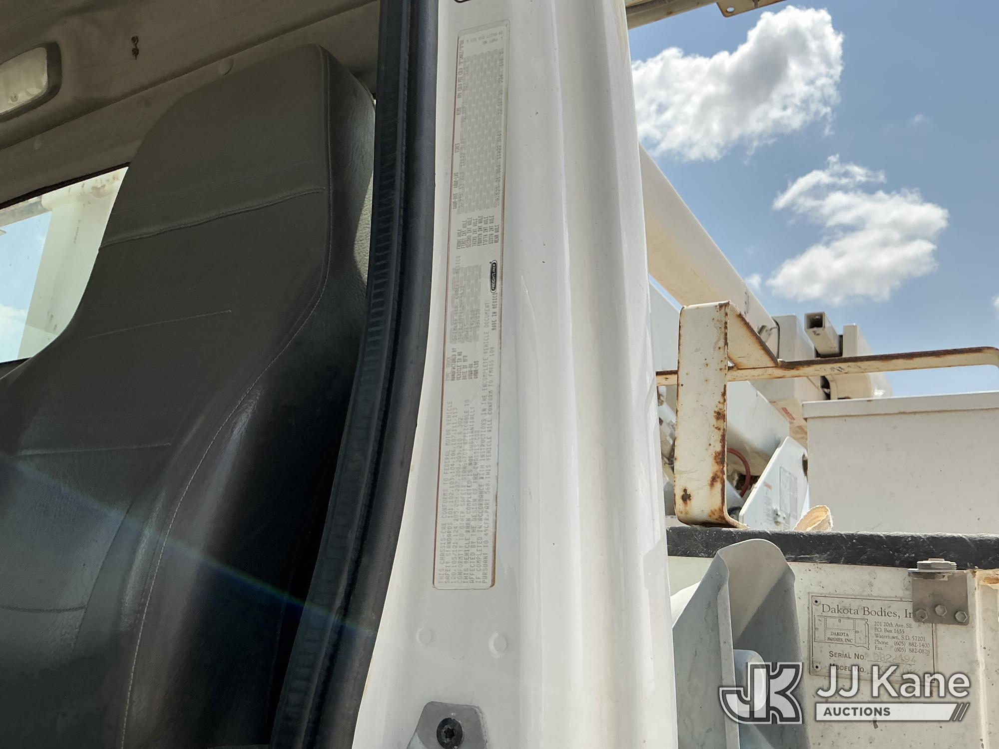 2016 Freightliner M2 106
