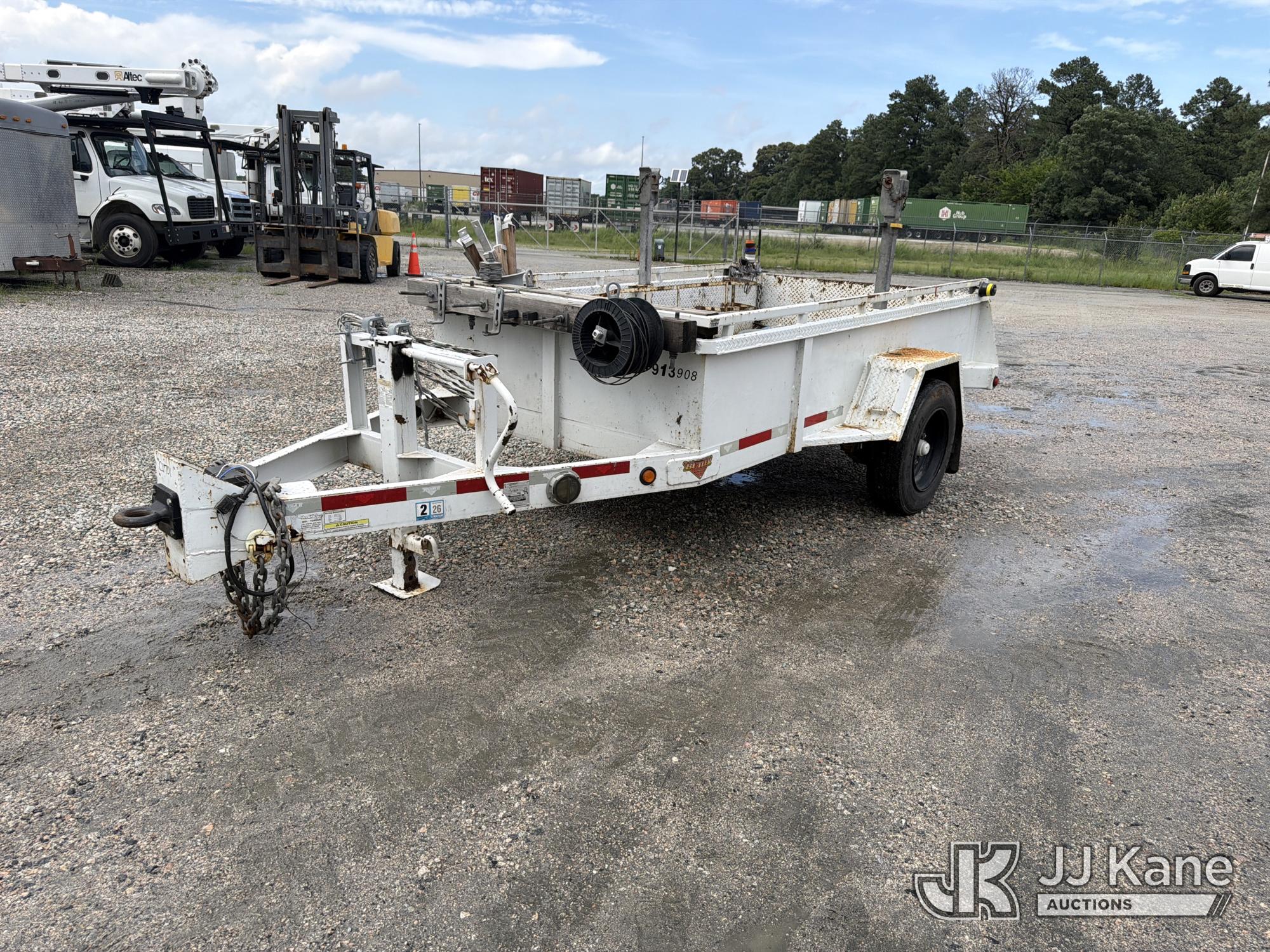 2021 Butler BC810 S/A Material Trailer