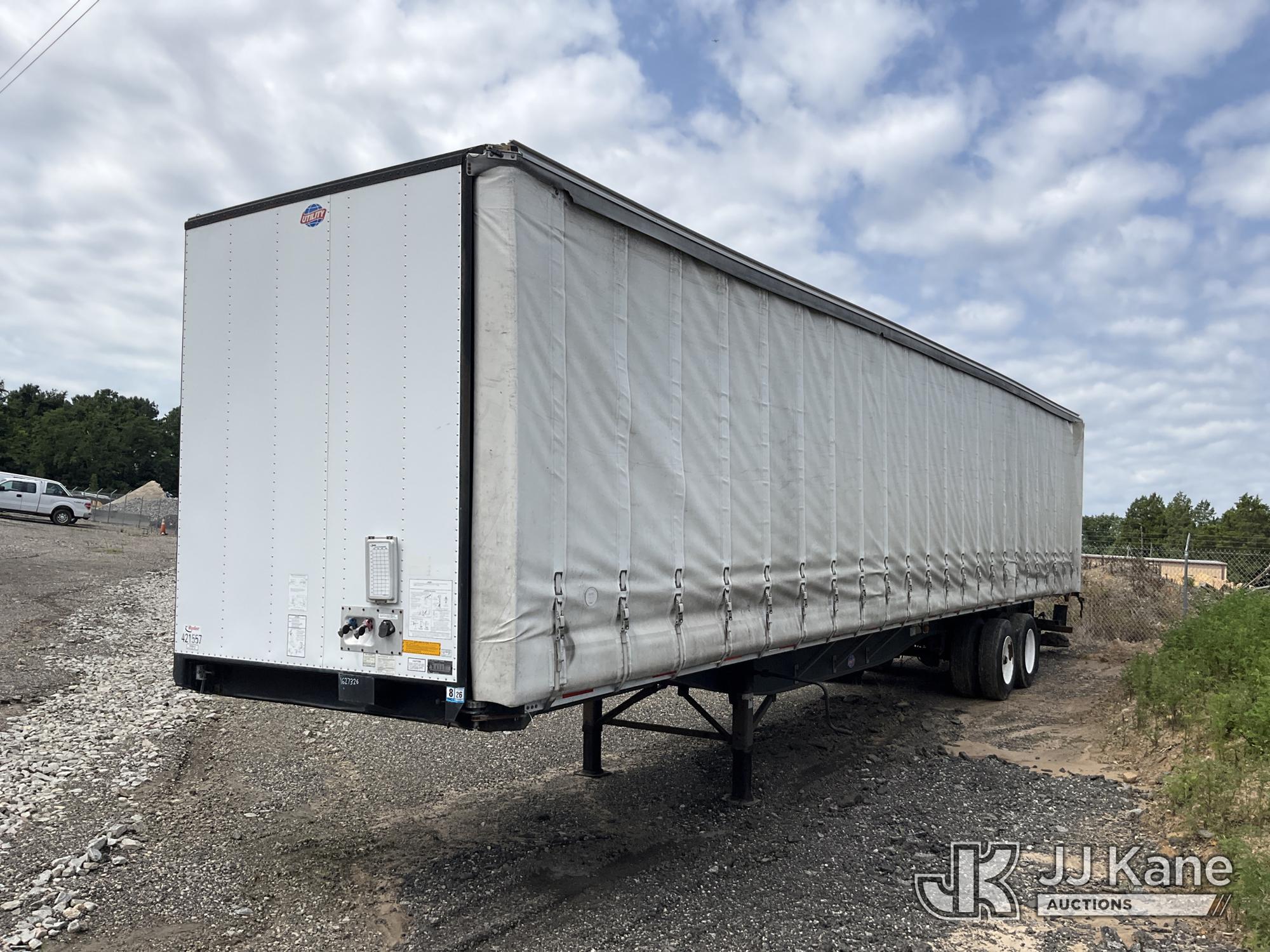 Photo of 2011 Utility TS2CHA 48 Ft